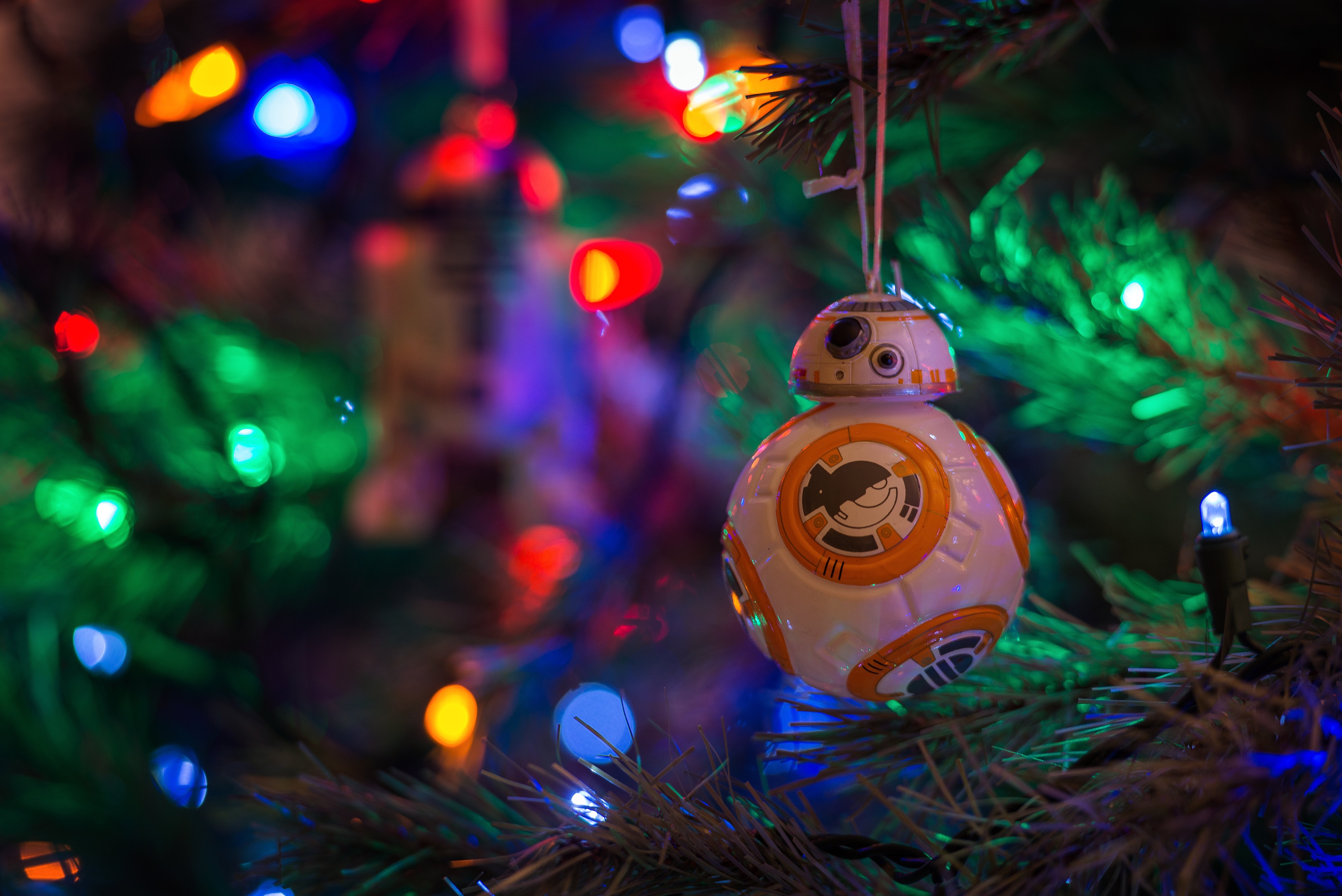 5450x3640 Wallpaper, Christmas, tree, starwars, treeornament, bb nikon70200vrii, nikond starwarstheforceawakens, Desktop