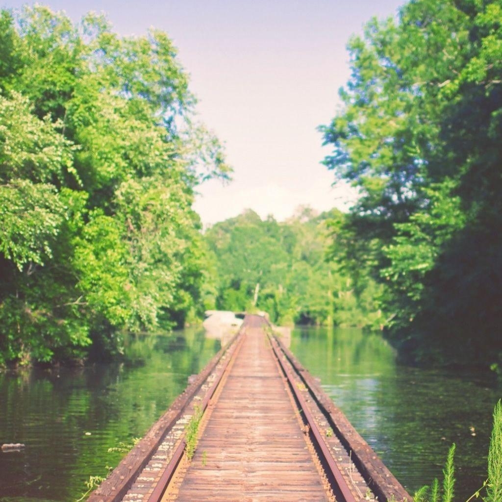 1030x1030 Rail Bridge Mississippi River Flooding Louisiana iPad Wallpaper, Phone