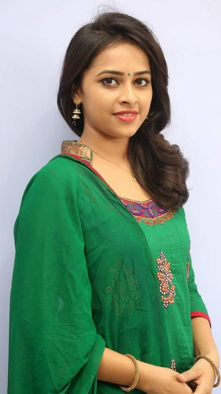 720x1280 Sridivya Wallpaper, Phone