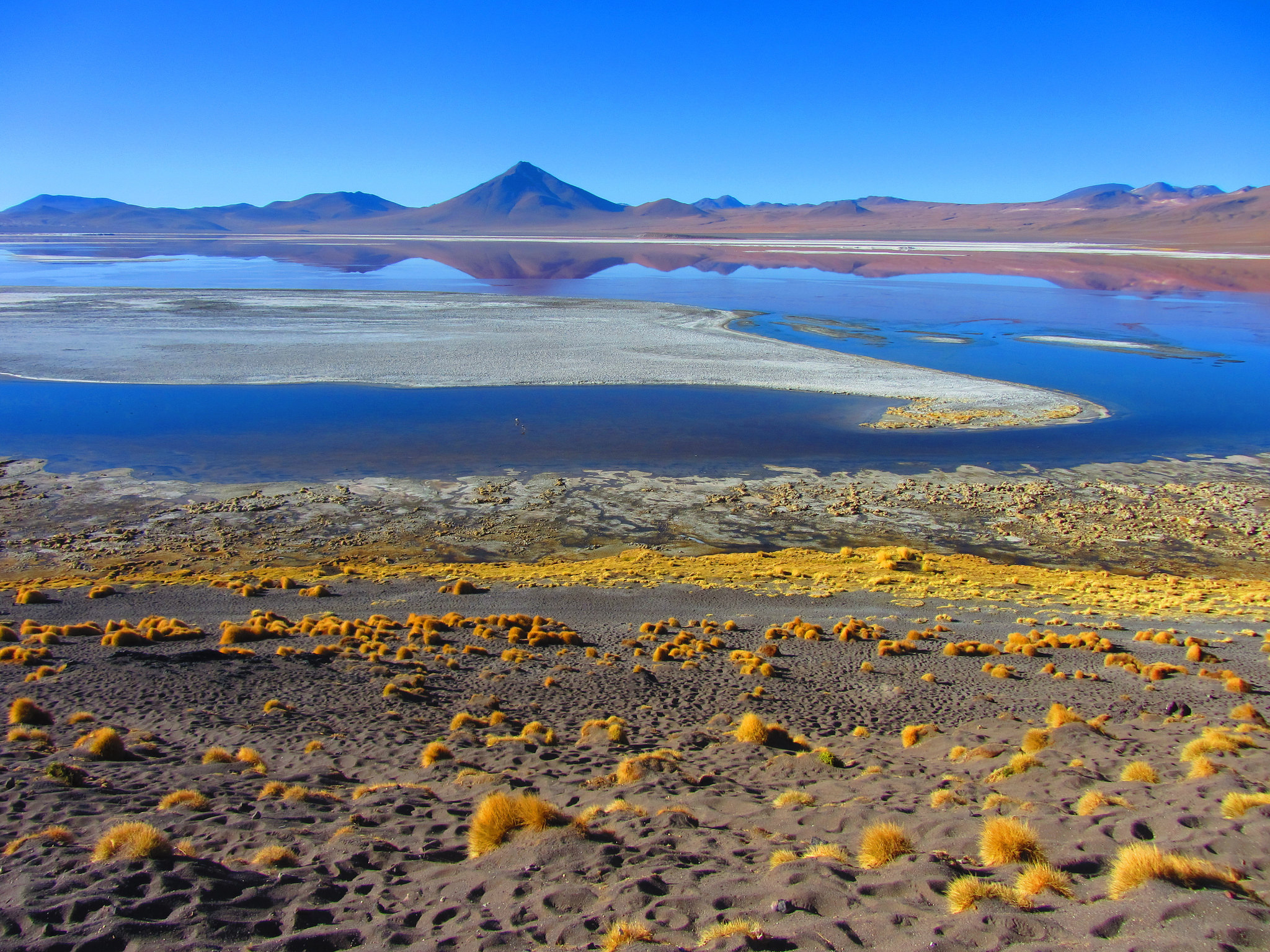 2050x1540 Laguna Colorada, Desktop