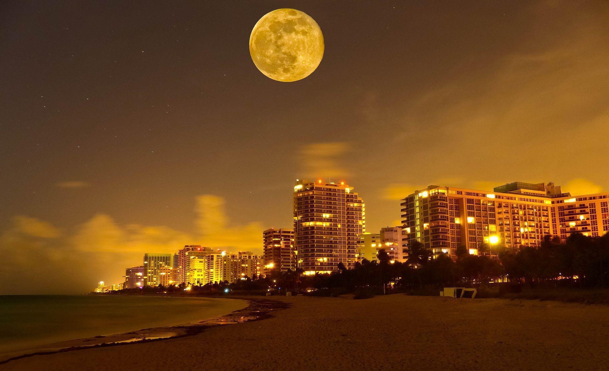 2050x1250 Haulover miami florida Wallpaper, Desktop