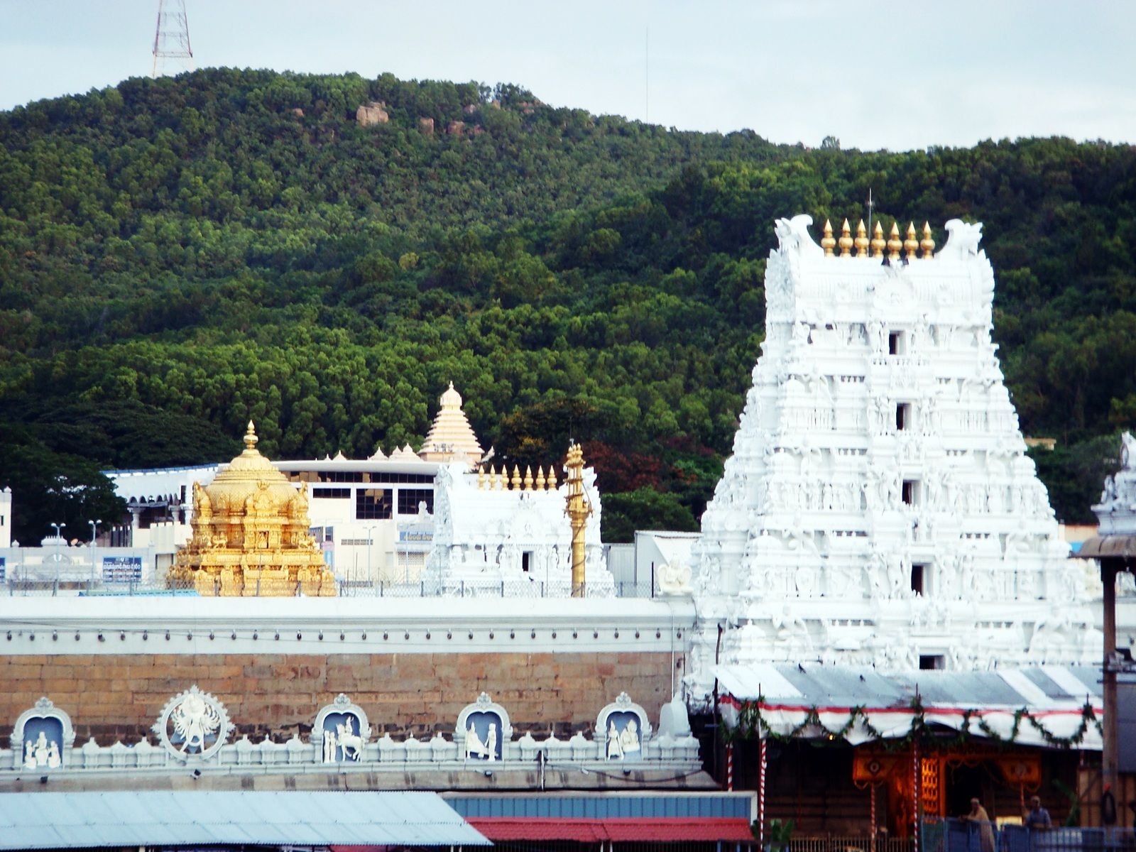 1600x1200 Tirupati Balaji Temple Venkateswara Temple, Desktop