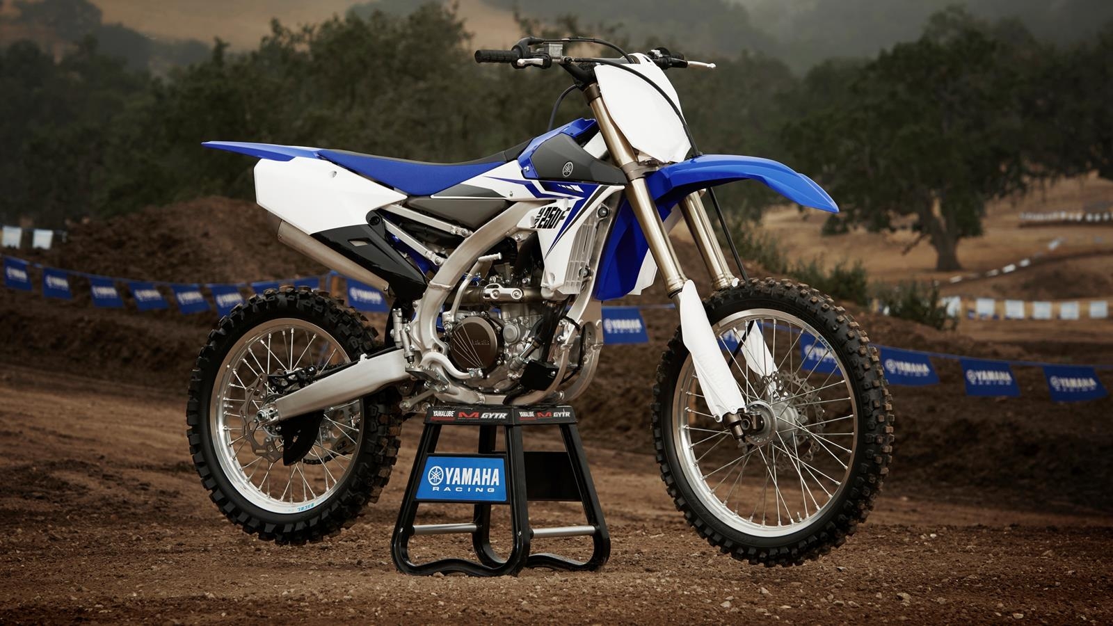 1600x900 YAMAHA YZ 250, Desktop