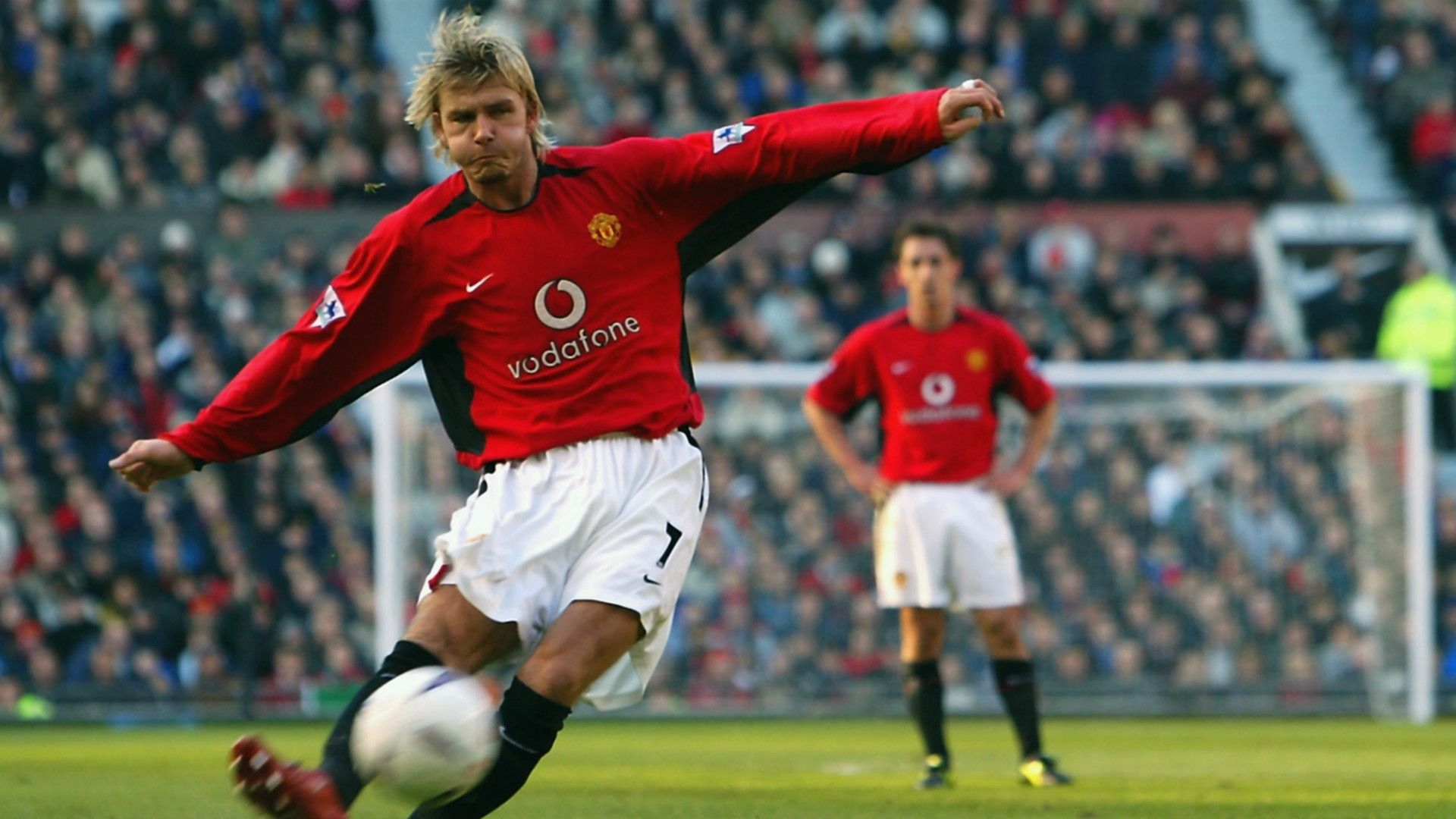 1920x1080 David Beckham in danger of losing Premier League record to Stoke, Desktop