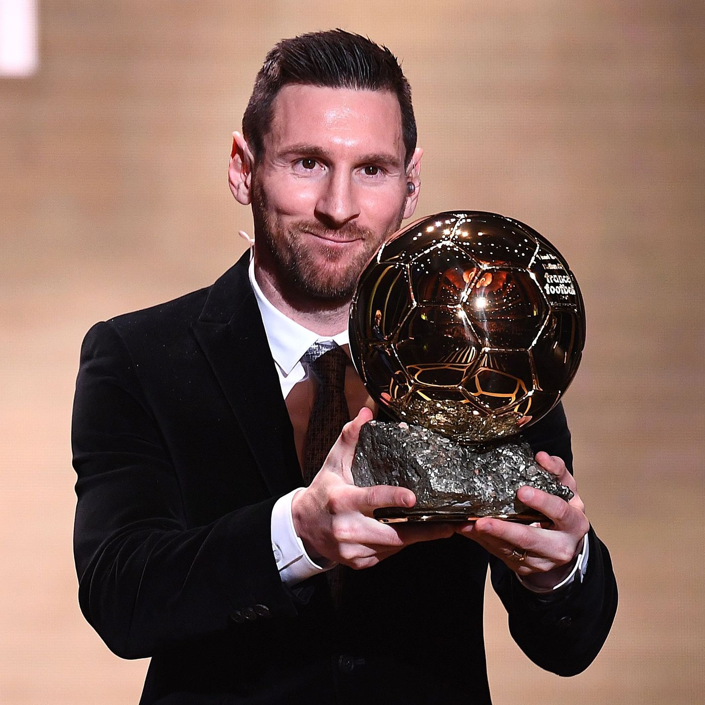 1400x1400 MDN NEWS Messi wins 2023 Ballon d'Or for a RECORD 8TH TIMES #BallonDor, Phone