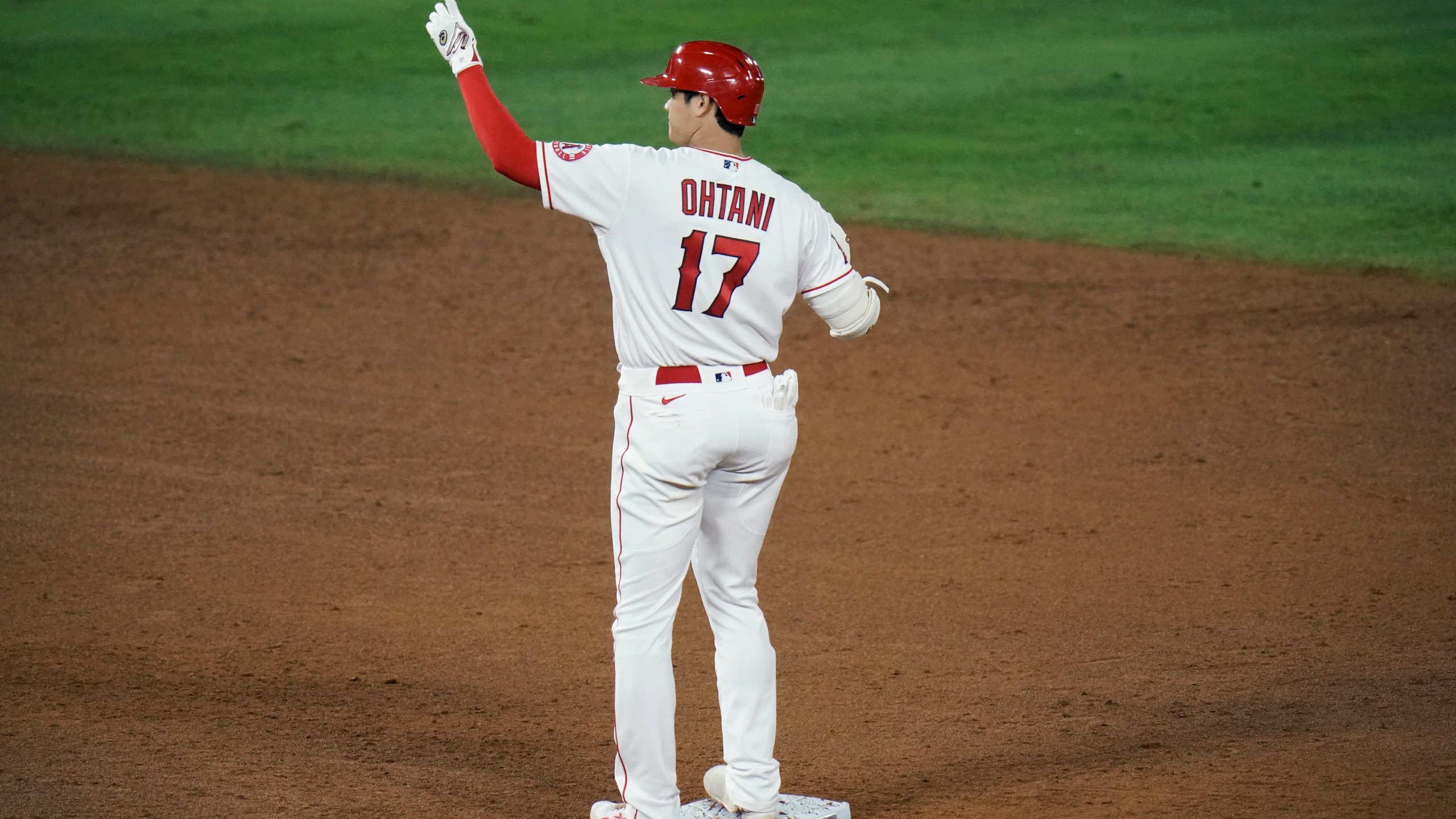 2560x1440 Shohei Ohtani Making History With 2 Way Success For Angels, Desktop