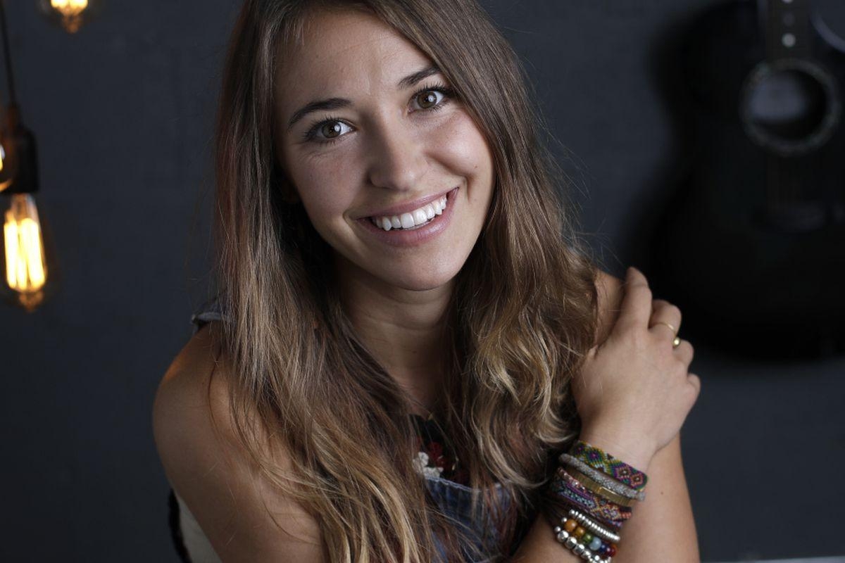 1200x800 Christian singer Lauren Daigle wants to 'extend the tent, Desktop