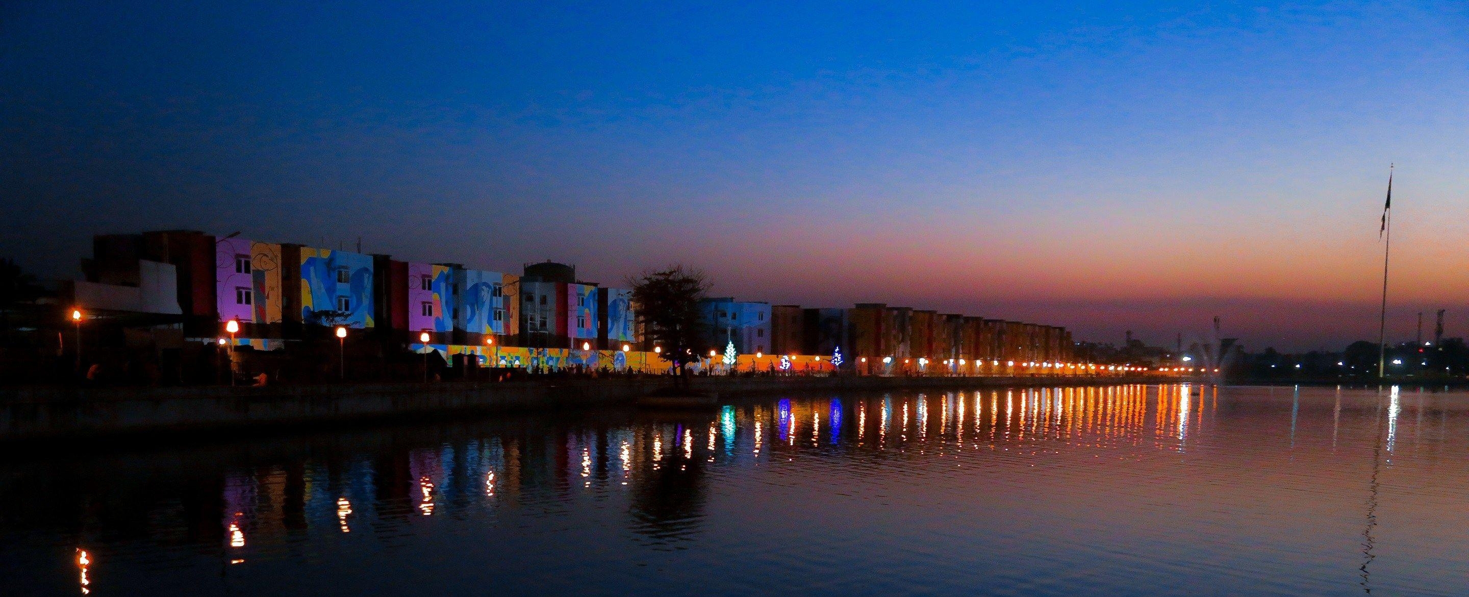 2880x1170 Beautiful Night View Marine Drive Mumbai Wallpaper 28321, Dual Screen