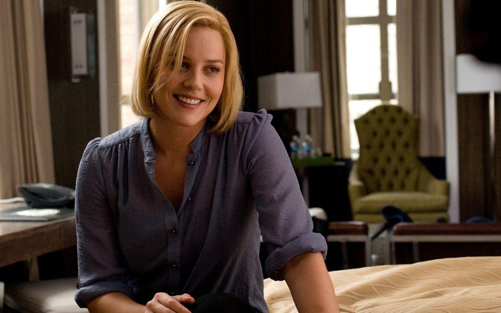 1680x1050 Limitless Abbie Cornish as Lindy widescreen wallpaper. Wide, Desktop