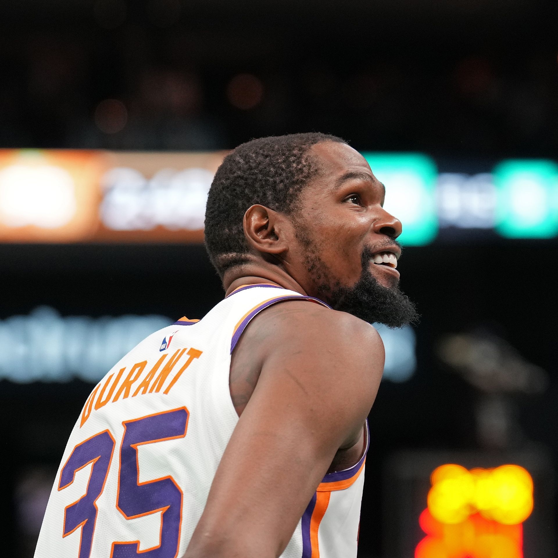 1920x1920 Kevin Durant dazzles in Phoenix Suns debut, Phone