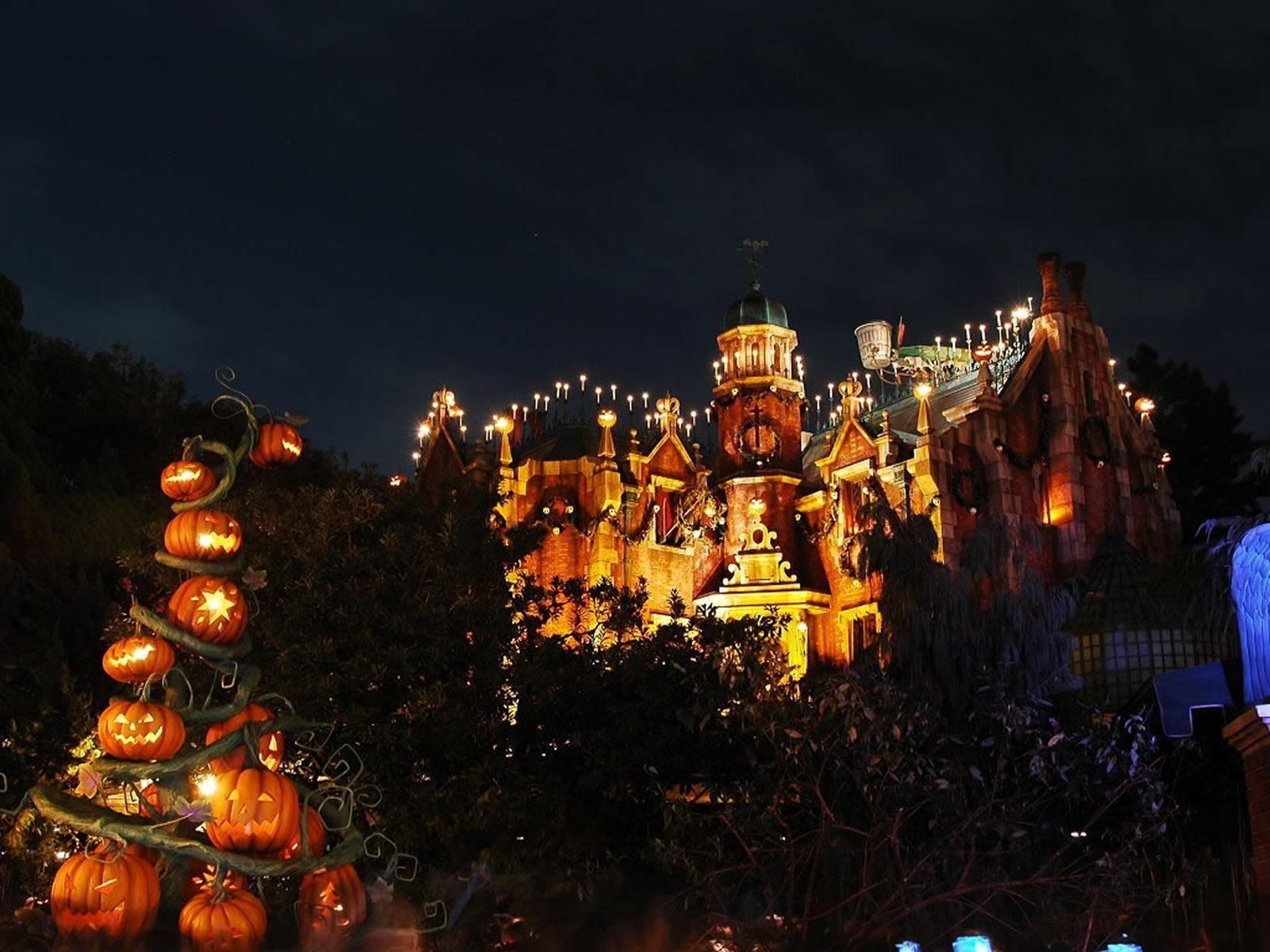 1600x1200 Disney Halloween Wallpaper HD, Desktop