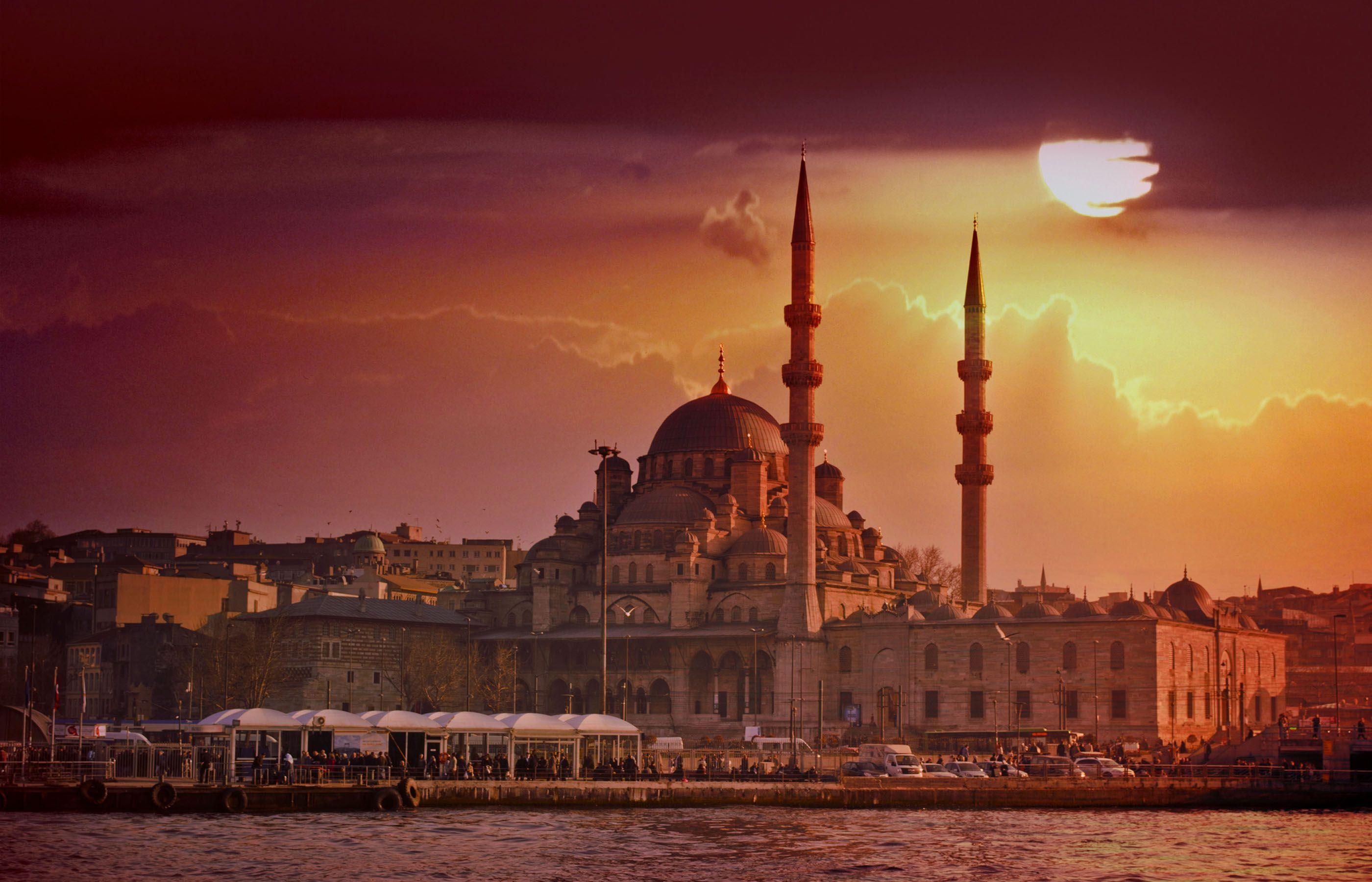 2800x1800 Istanbul wallpaper, Desktop