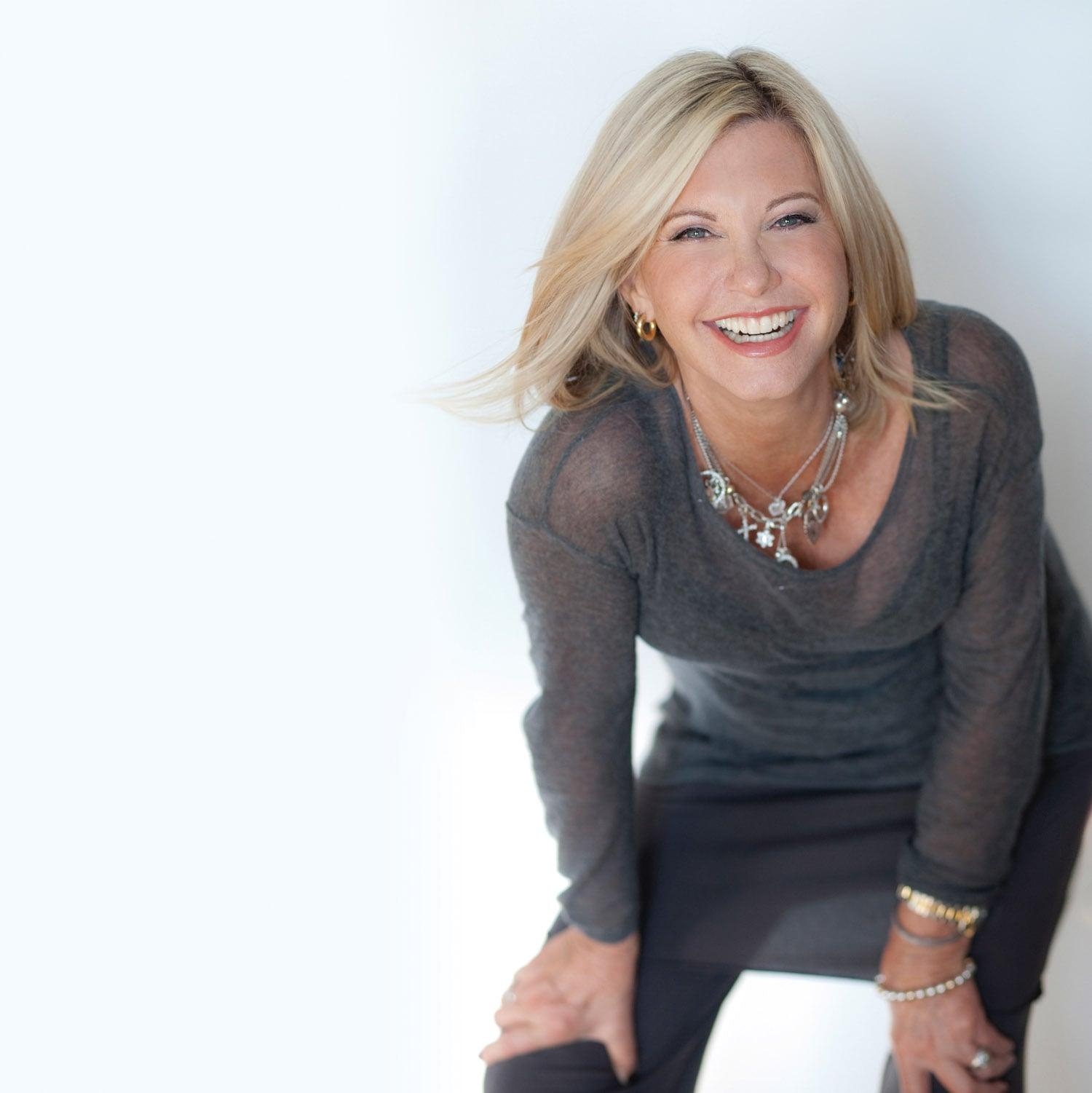 1500x1510 Olivia Newton John HD Wallpaperwallpaper.net, Phone