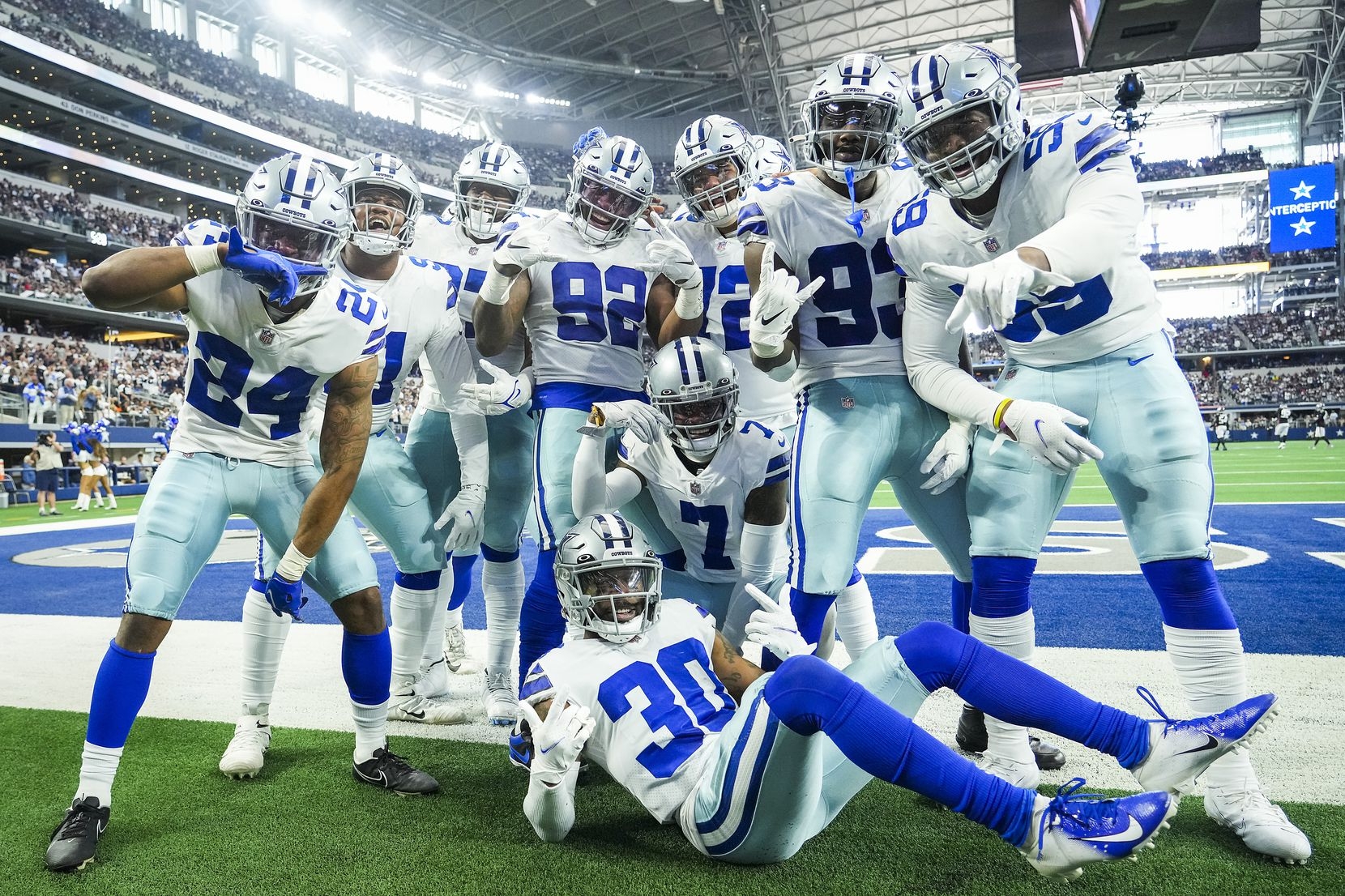 1660x1110 Top Photo From Cowboys Falcons: CeeDee Lamb Shows Off His Dancing Moves; Dallas Asserts Its Will Vs. Atlanta, Desktop