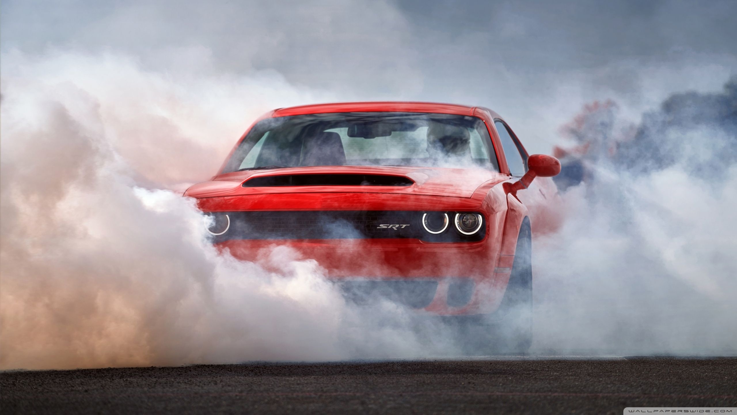 2560x1440 Car Dust Smoke Dodge Challenger SRT Dodge Challenger Hellcat Burnout Muscle Car Red Cars Wallpaper:, Desktop