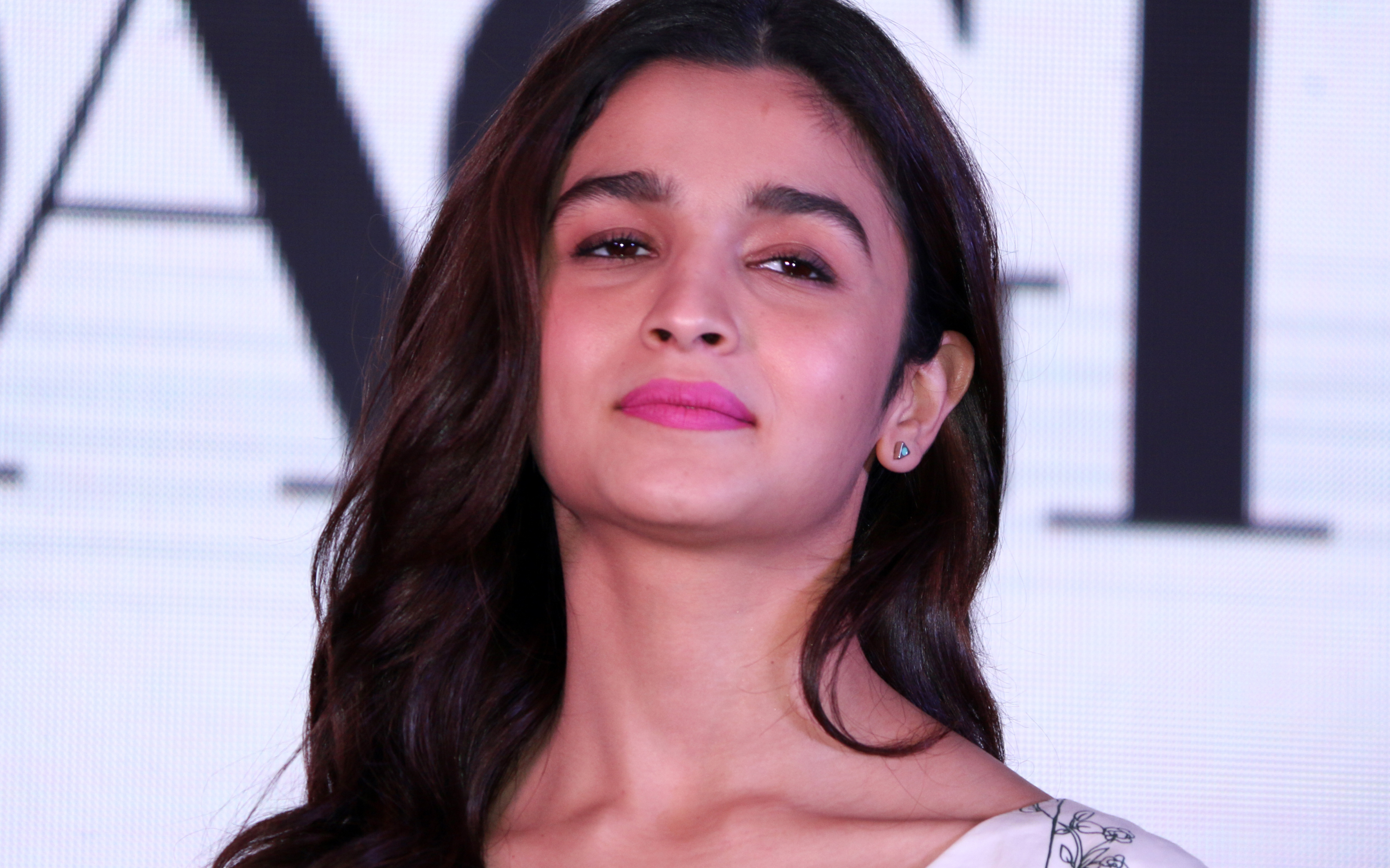 3840x2400 Download  Wallpaper Alia Bhatt, Bollywood Actress, 4 K, Ultra HD 16: Widescreen,  HD Image, Background, 7097, Desktop