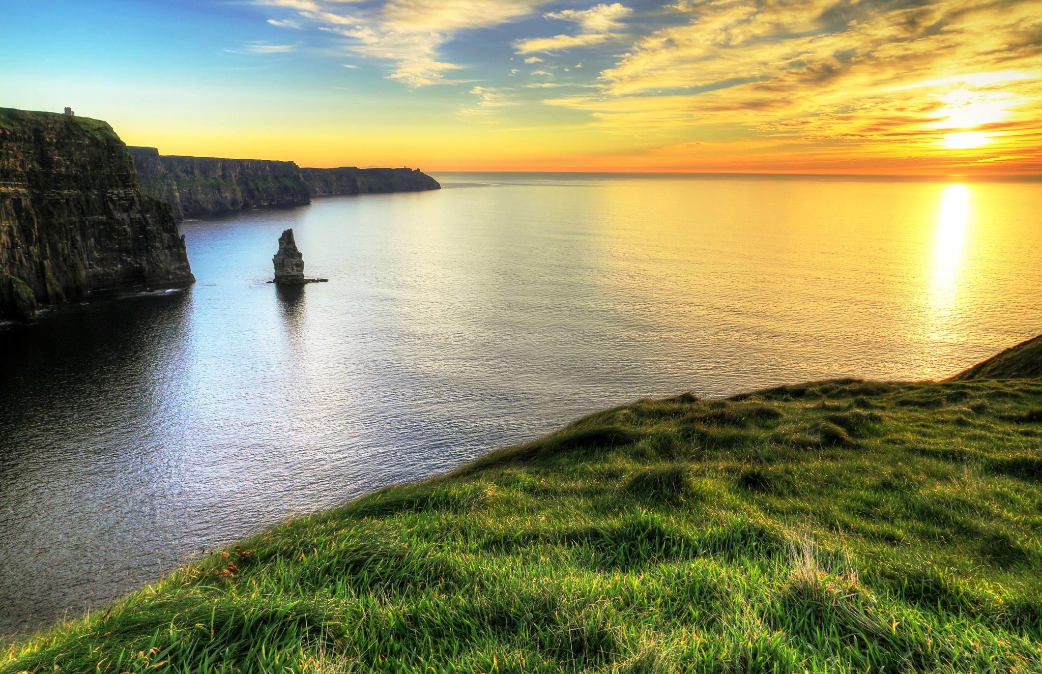 2050x1330 Cliffs of Moher, Desktop