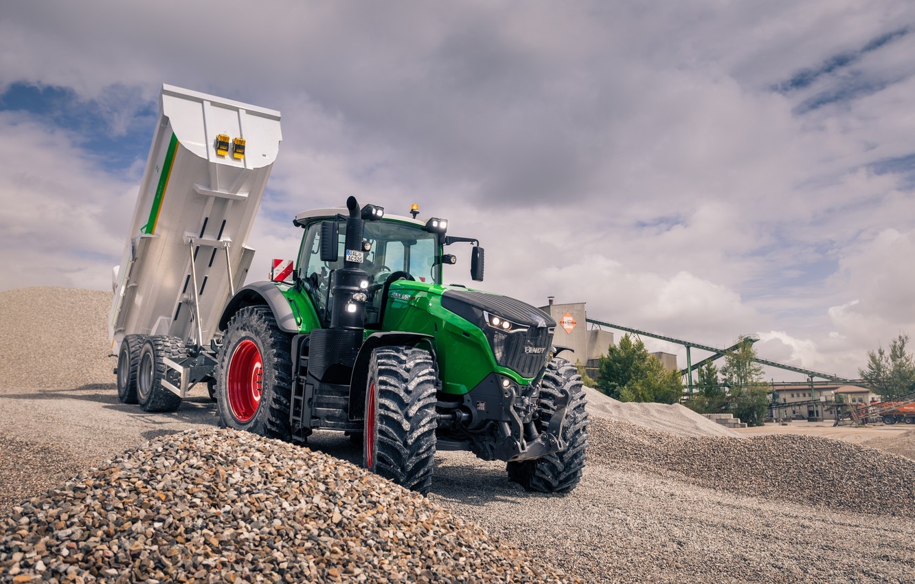 1340x850 Wallpaper White, The Sky, Tractor, Green, Gravel, The Trailer, Wheel, Agricultural Machinery, Fendt, Fendt 1050 Vario, Piles Of Stone, The Trailer Truck Image For Desktop, Section другая техника, Desktop