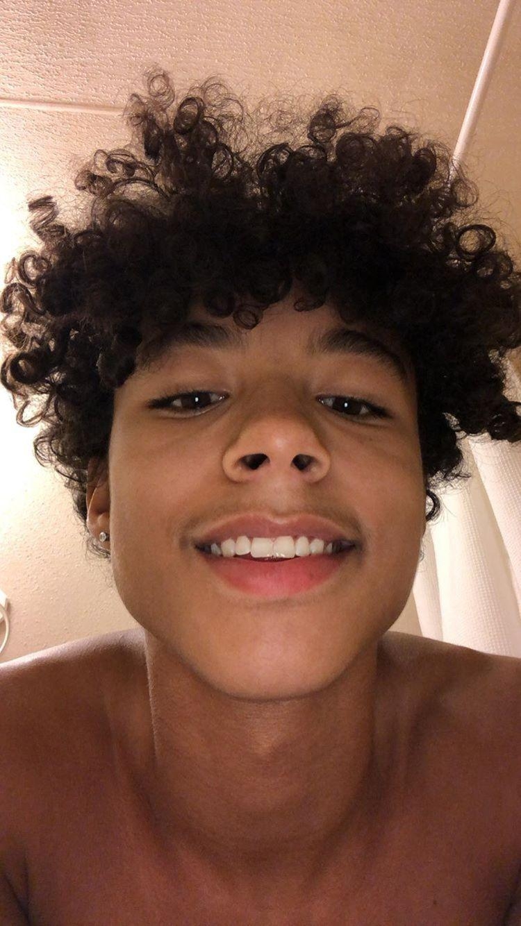 750x1340 Story bois. Boys with curly hair, Cute, Phone