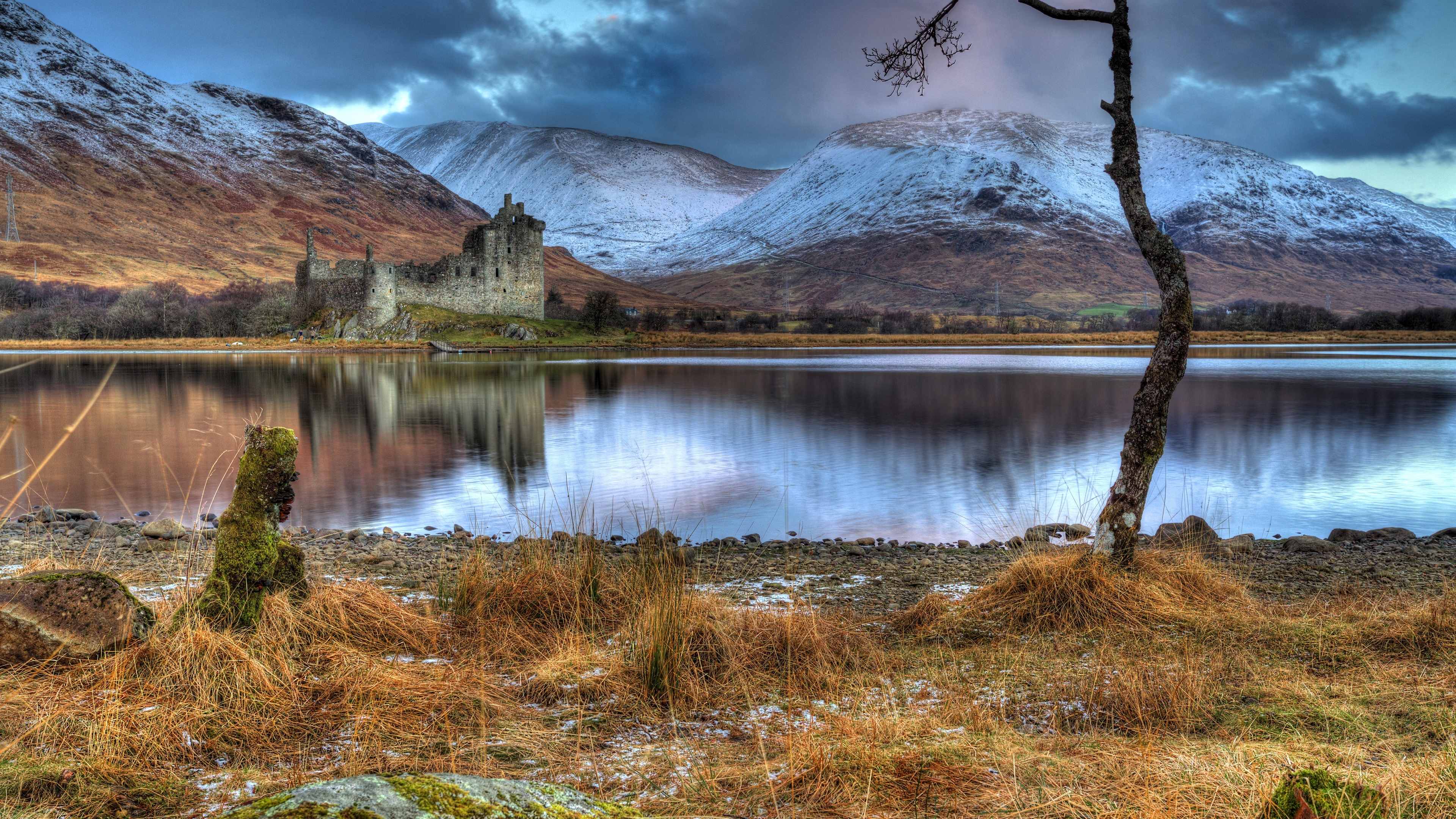 3840x2160 Wallpaper Scotland, Kilchurn Castle, ruins, lake, mountains, clouds  UHD 4K Picture, Image, Desktop