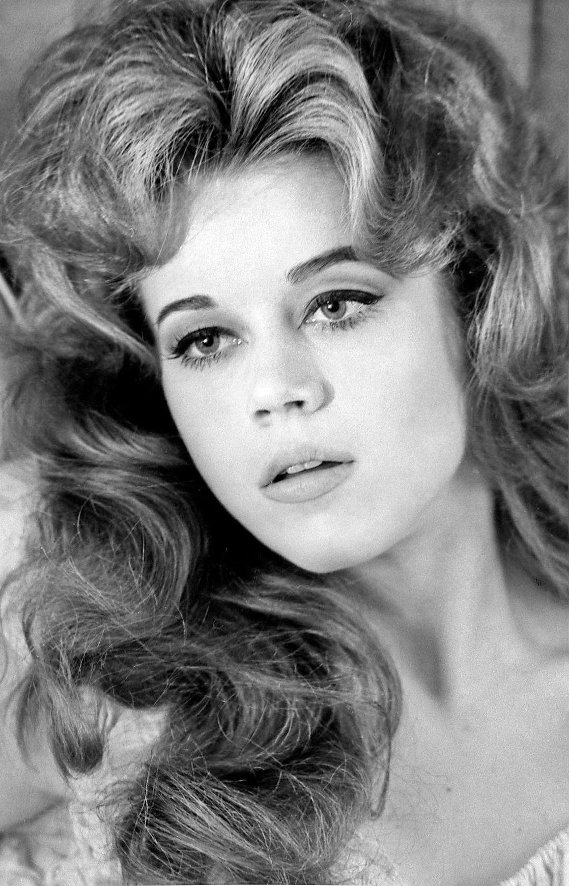 1160x1810 Jane Fonda wallpaper, Phone