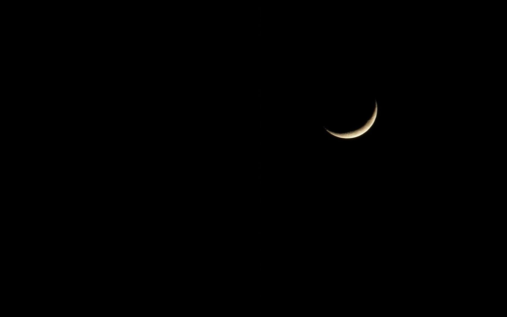 1680x1050 Crescent Moon, nature Twitter Header Photo, Desktop