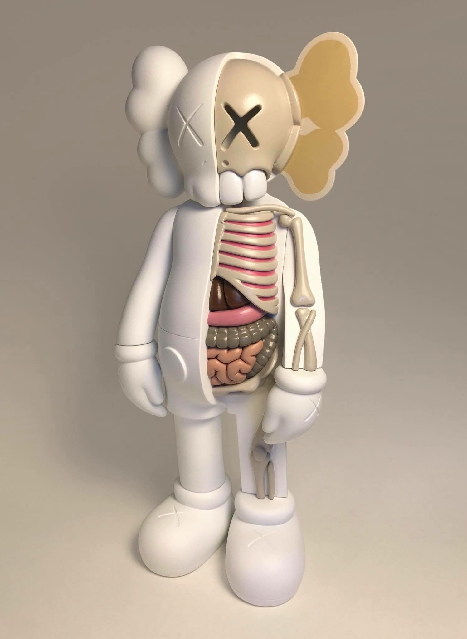 1500x2050 Great Custom Cover!!! Kaws. Kaws wallpaper, Art toys design, Vinyl art toys, Phone