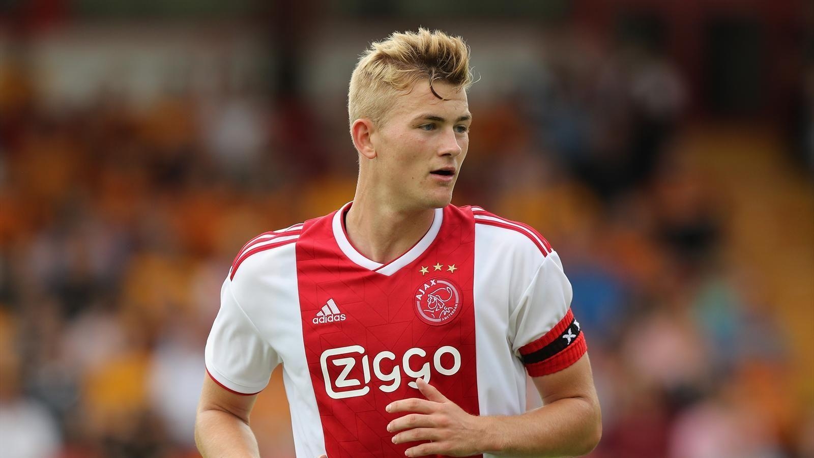 1600x900 Football news de Ligt wins coveted Golden Boy award, Desktop