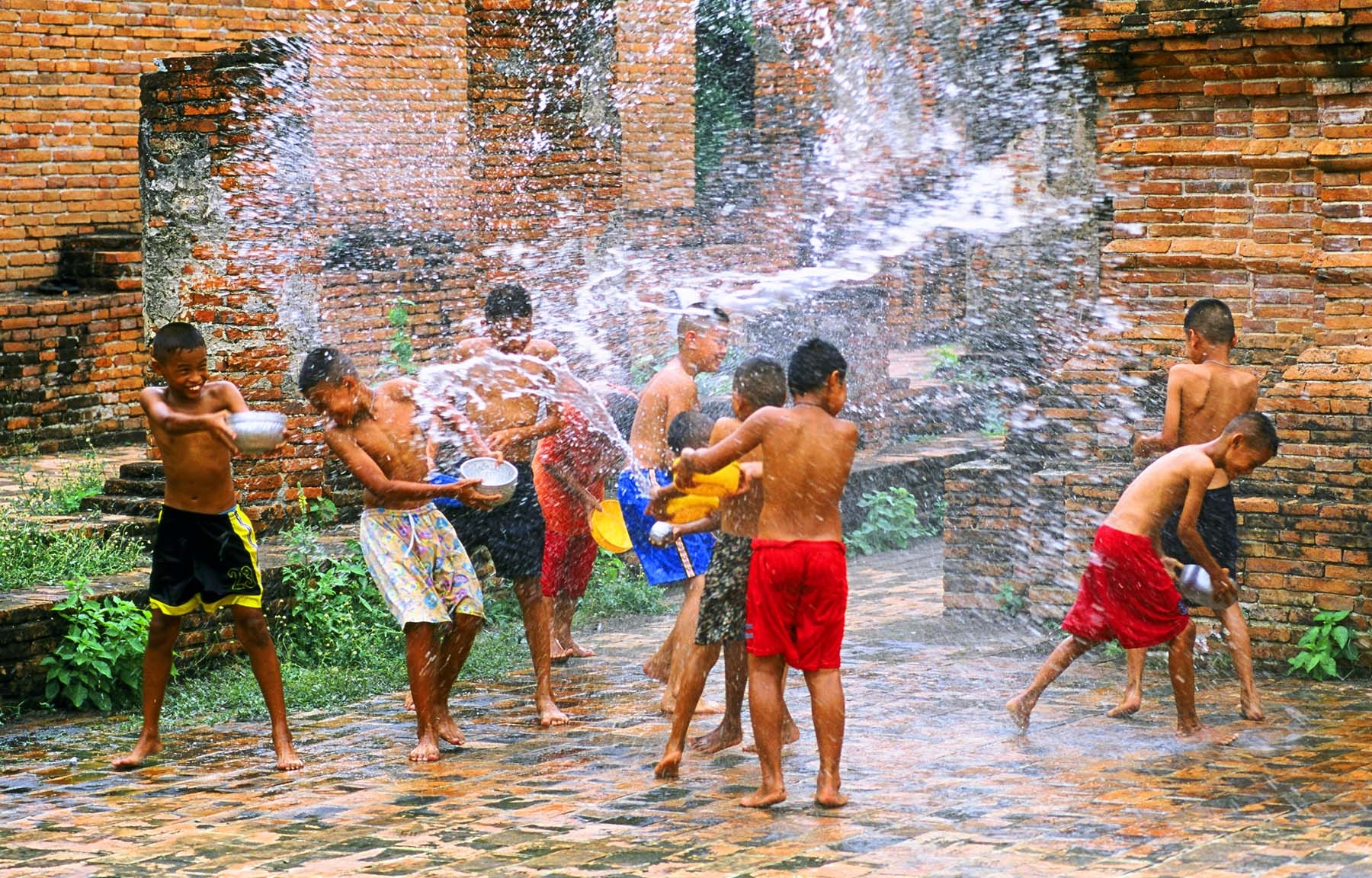1800x1160 Songkran Festival Thailand Latest Picture Full HD, Desktop