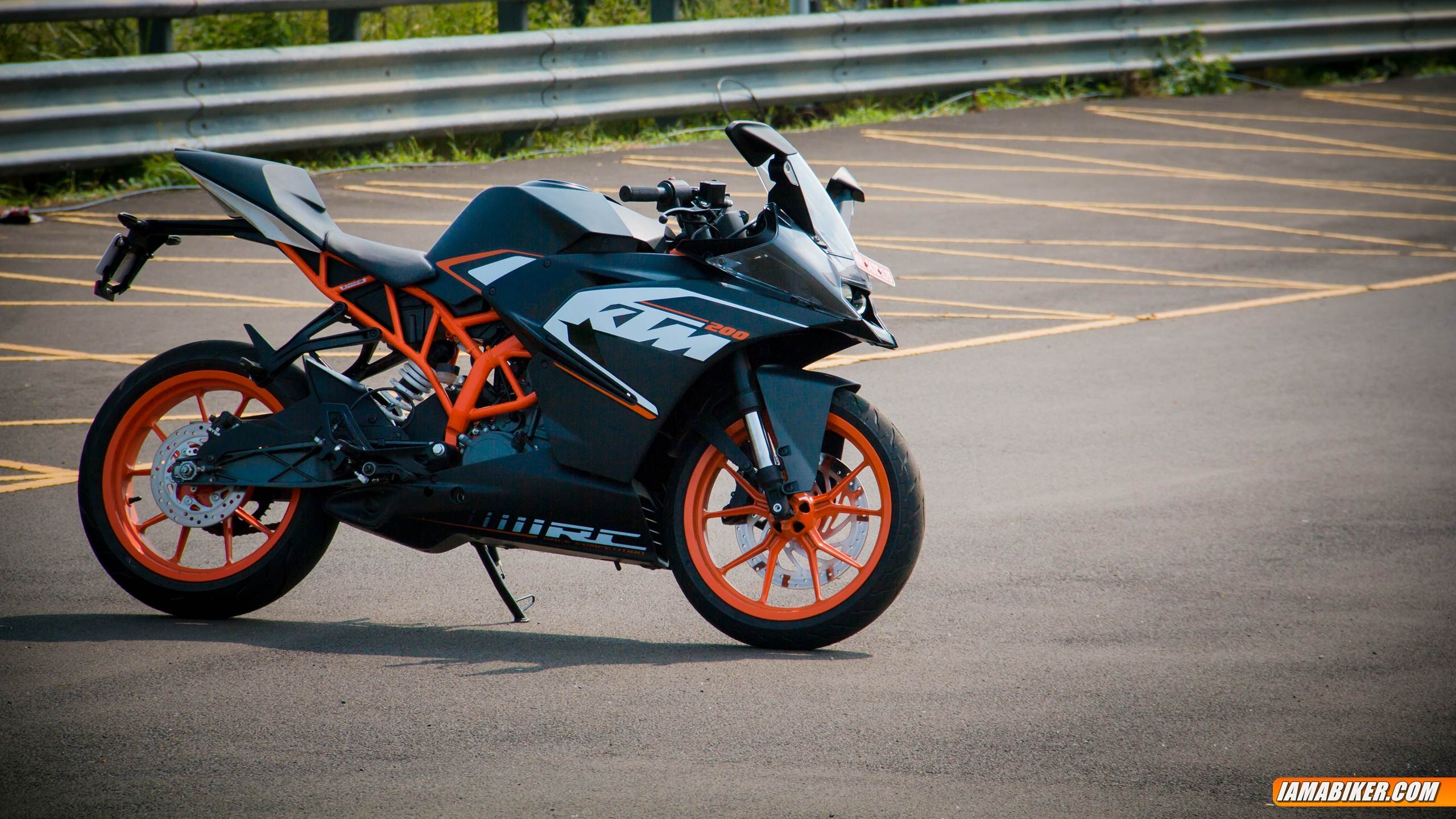 2560x1440 ktm rc200 HD wallpaper, Desktop