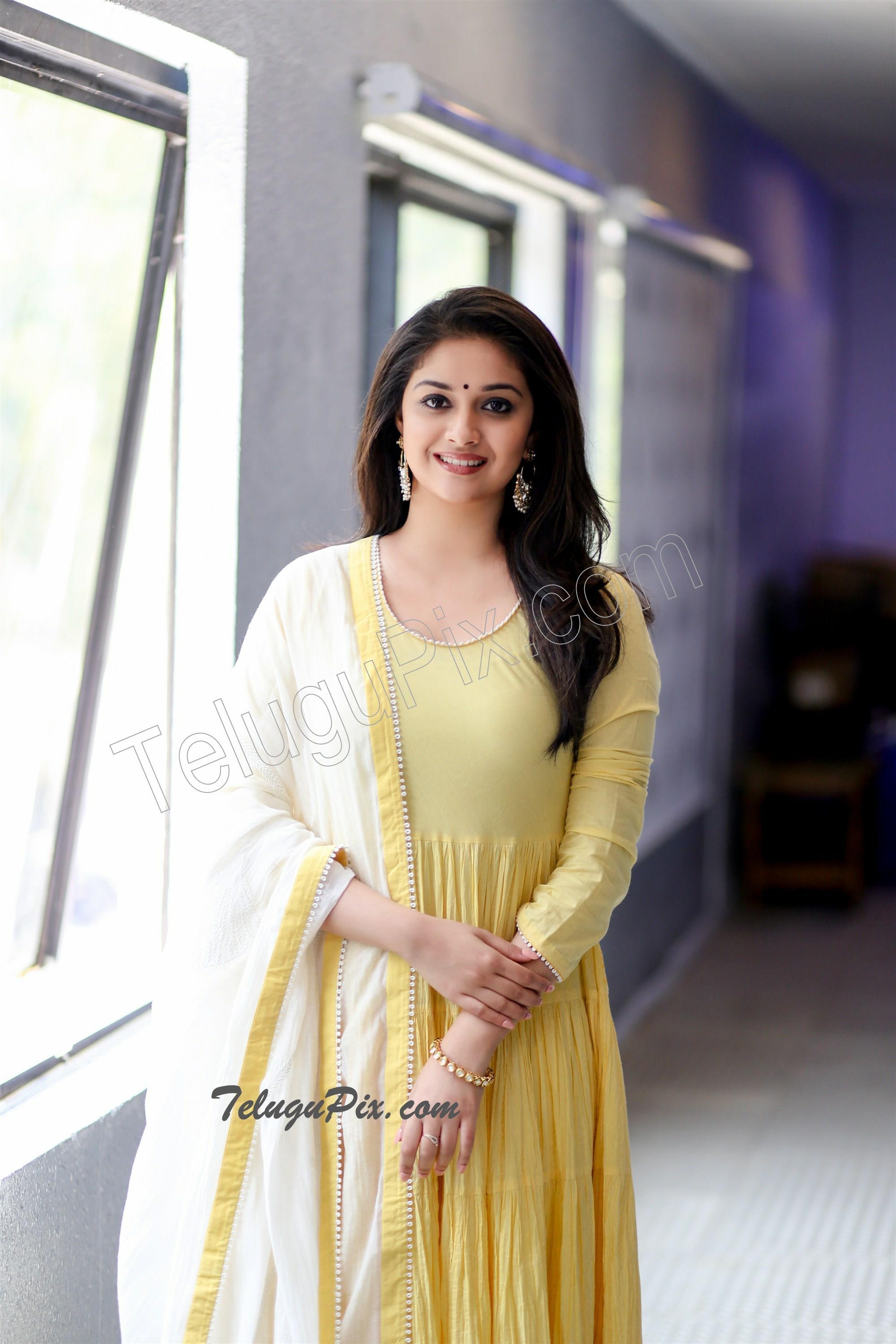 2000x3000 Keerthy Suresh HD Stills Ultra Latest New HQ Photo Pics image, Phone