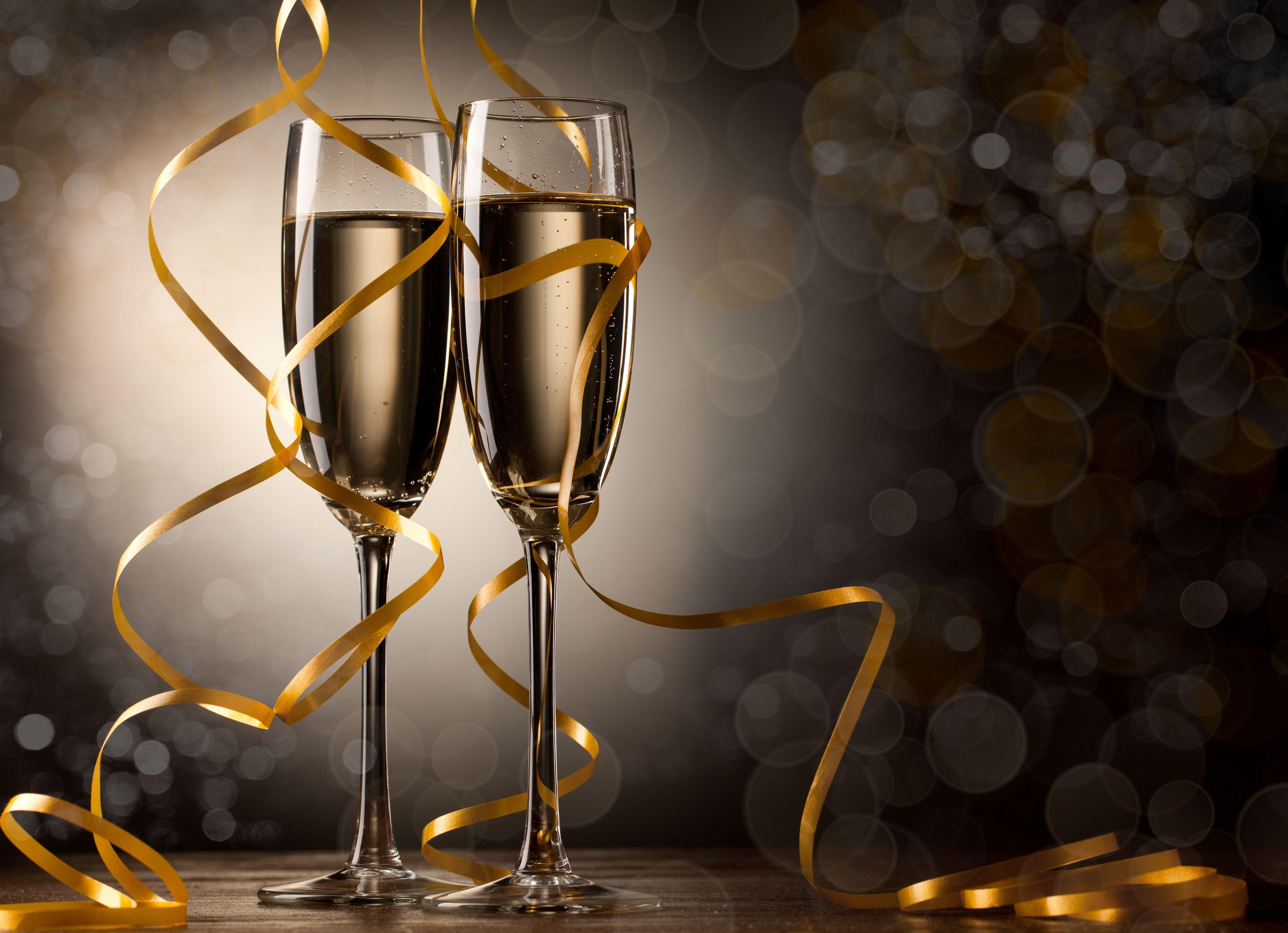 4950x3590 HD Quality Wallpaper: Champagne Wallpaper, Champagne Image, Desktop