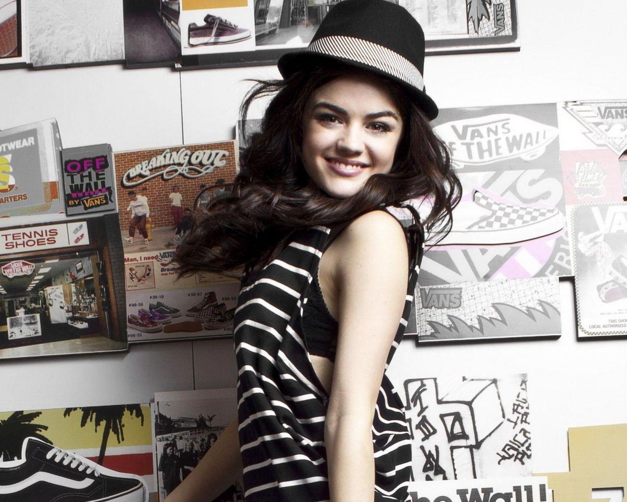 1280x1030 Lovely Wallpaper: Lucy Hale Cute Wallpaper, Desktop