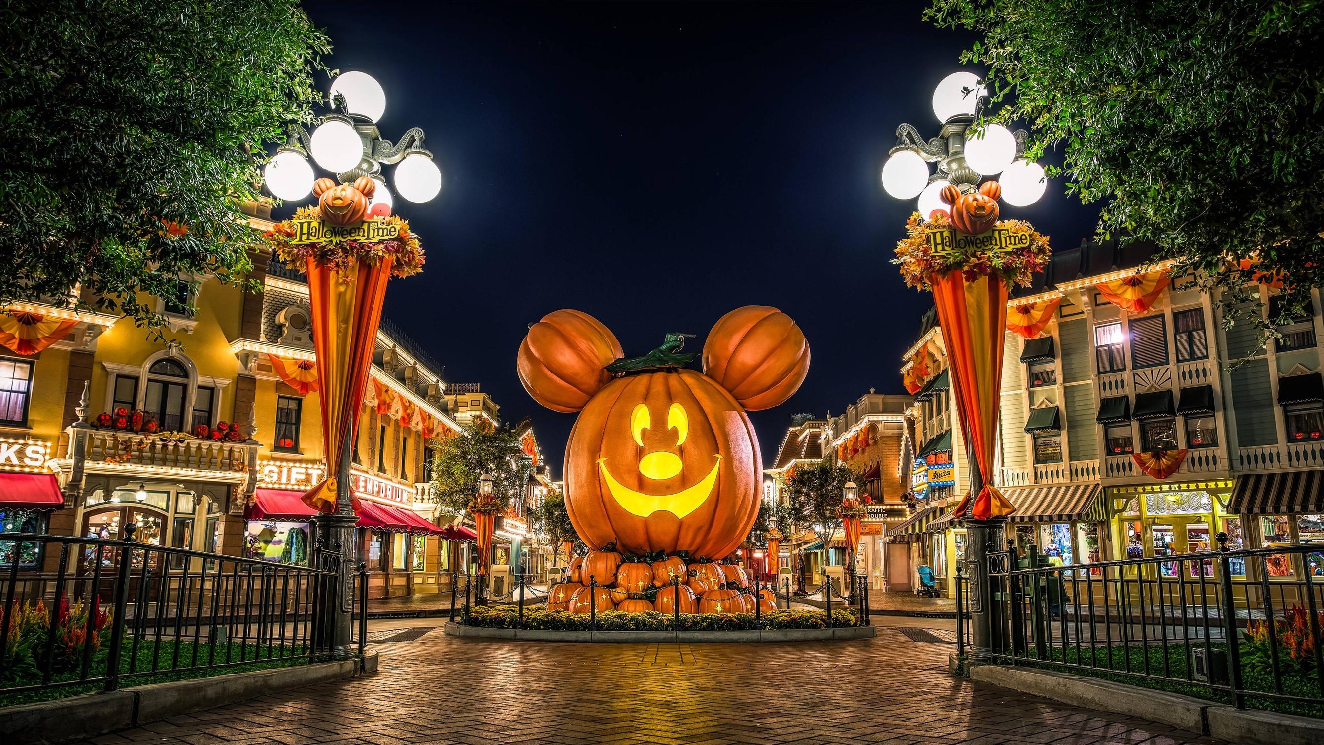 2690x1520 Disney Fall Desktop Wallpaper, Desktop