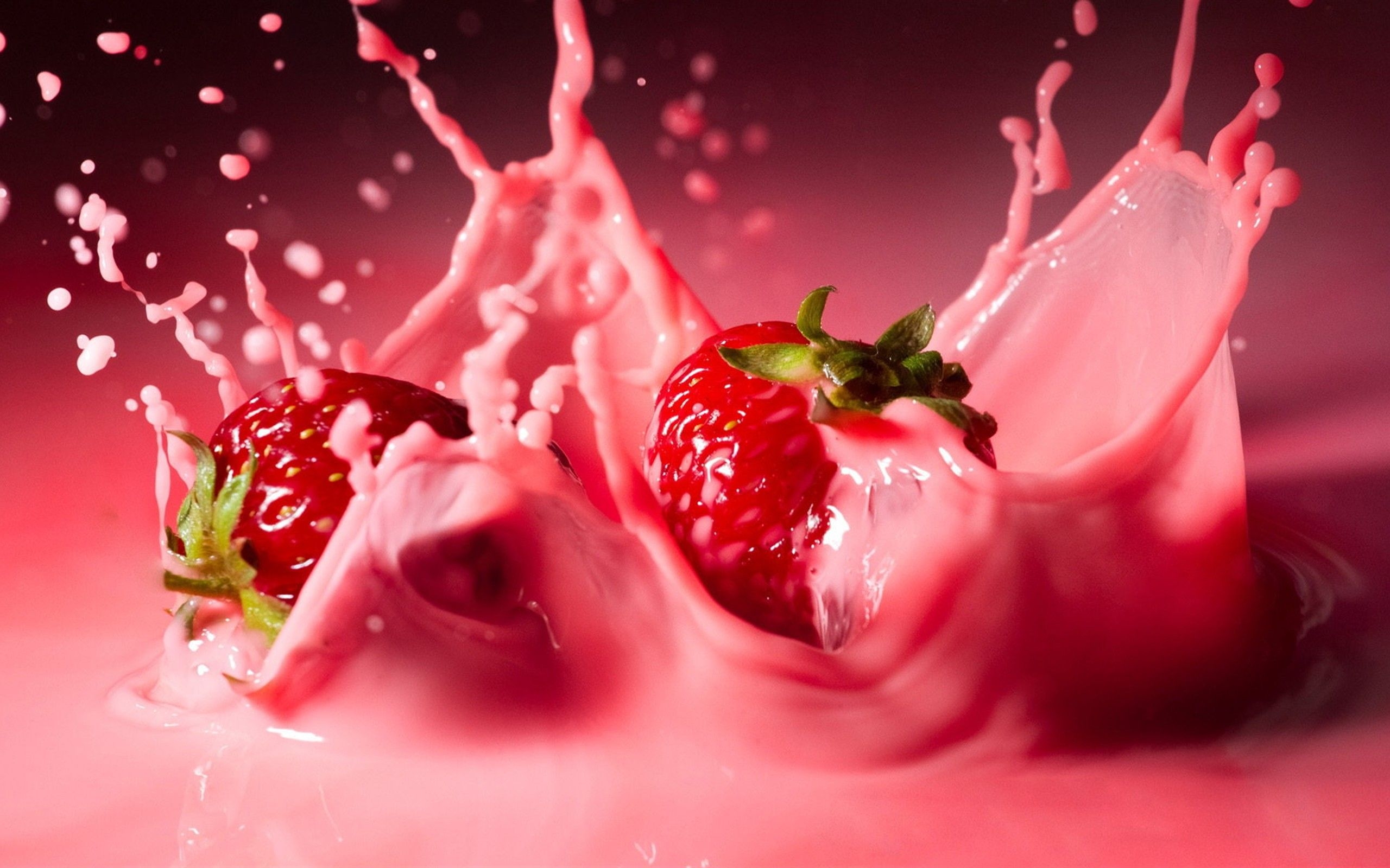 2560x1600 Dynamic strawberry milk wallpaper, Desktop