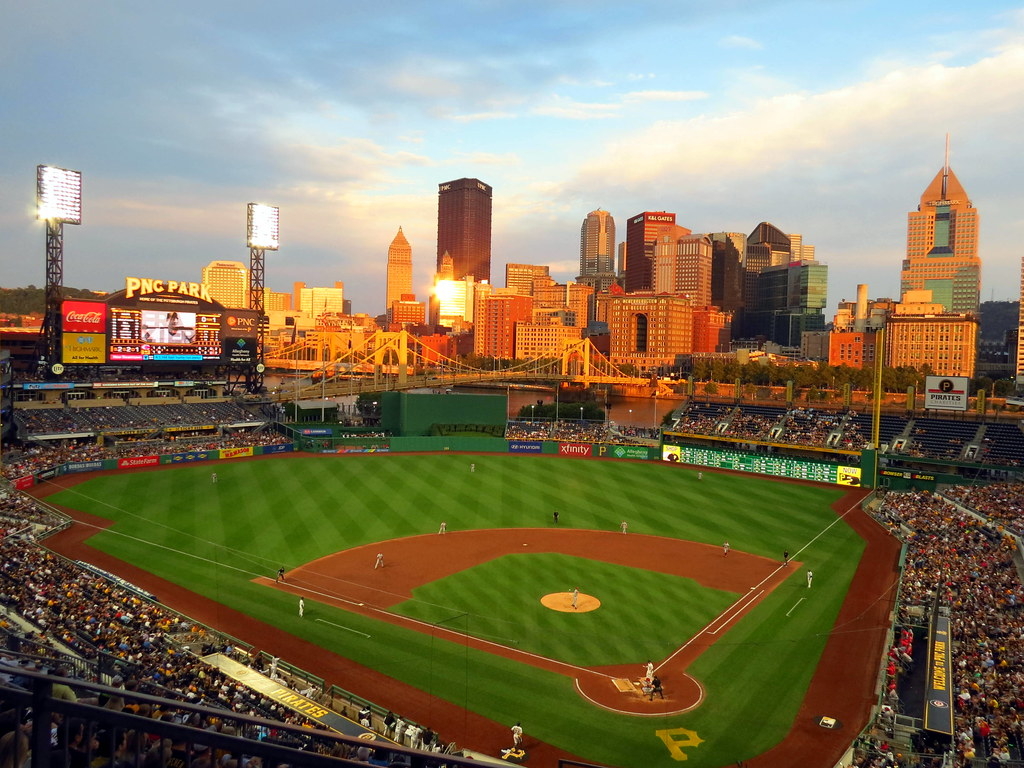 1030x770 PNC Park. Cincinnati Reds at Pittsburgh Pirates, Desktop