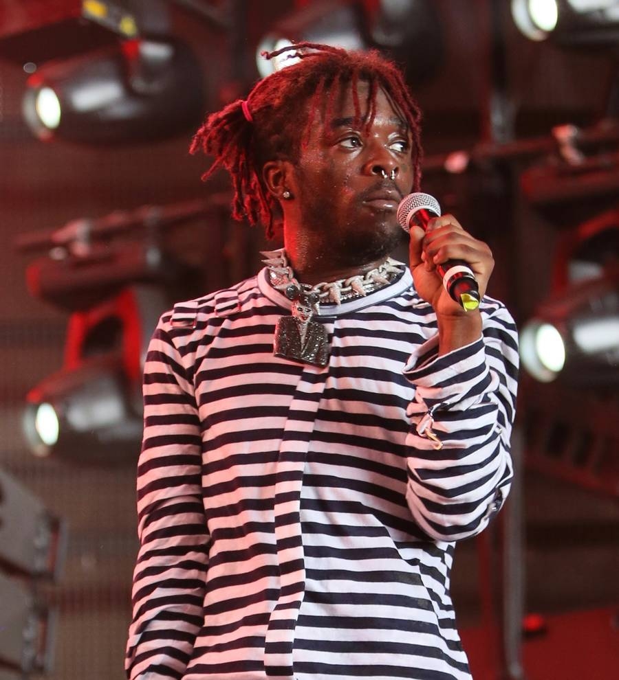 900x990 Lil Uzi Vert pulls out of Playboi Carti joint tour, Phone