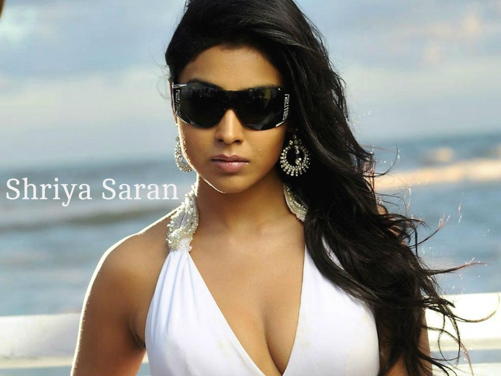 1030x770 Shriya Saran HQ Wallpaper. Shriya Saran Wallpaper, Desktop