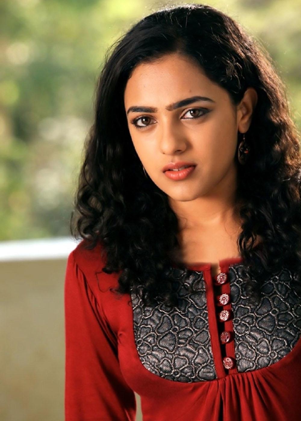 1000x1400 Nithya Menon. HD Wallpaper (High Definition), Phone