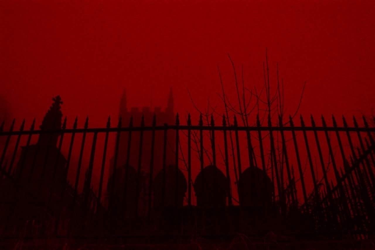 1280x860 A Vampire Blog. Red aesthetic, Red, Desktop