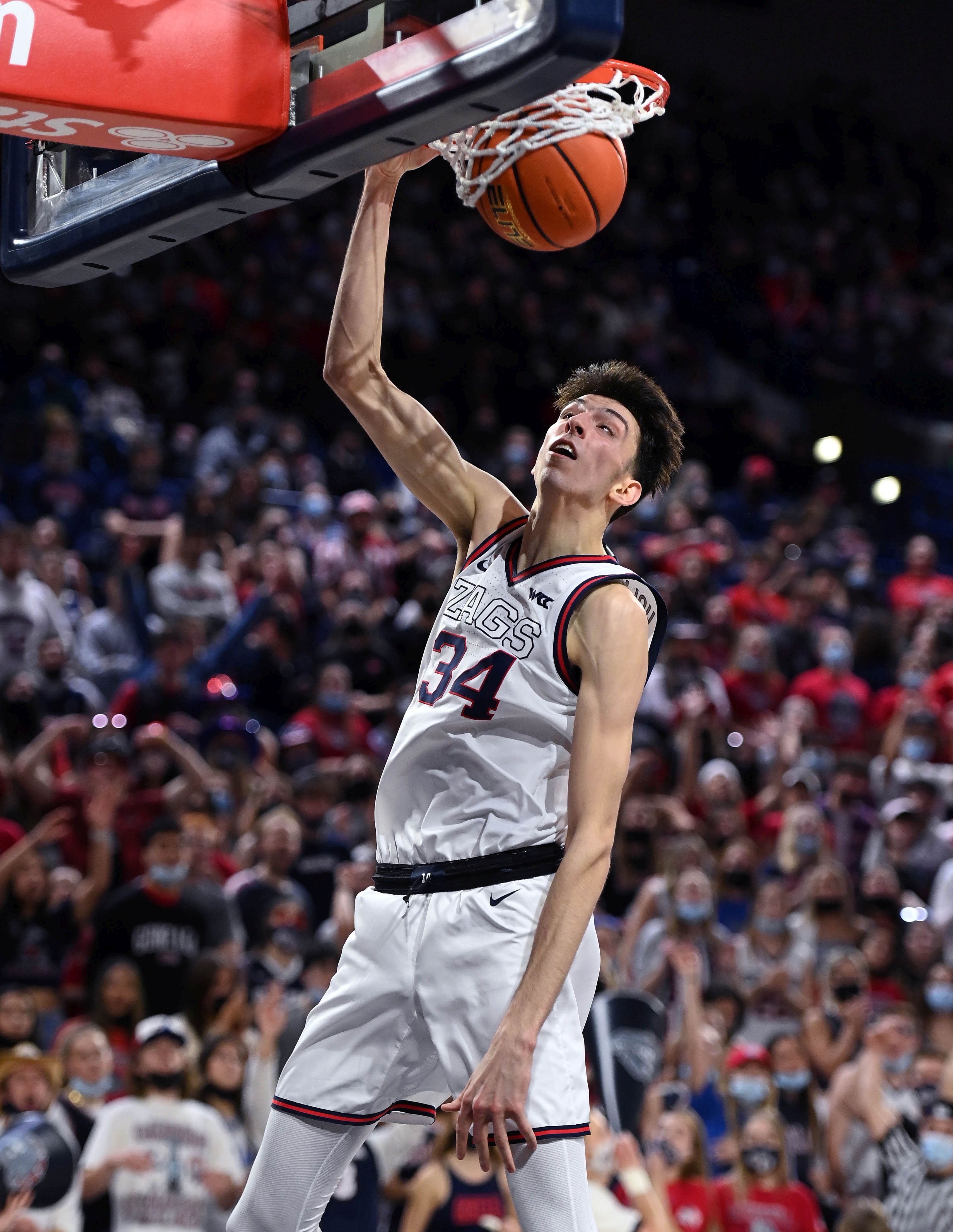 3420x4420 Gonzaga's Chet Holmgren Puts On Dunk Show, Scores Season High 18 Points In Bellarmine Blowout. The Spokesman Review, Phone