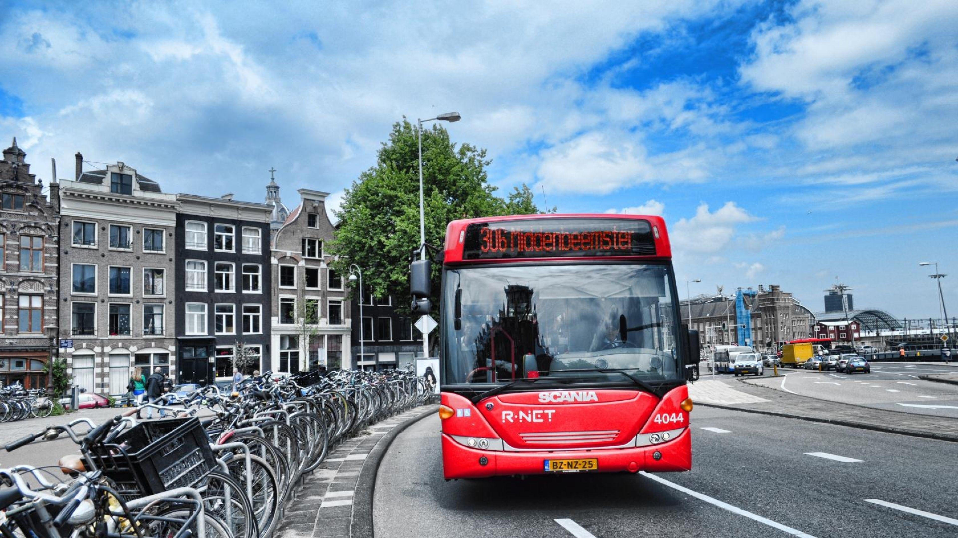 3840x2160 Download Wallpaper  Amsterdam, Bus, City 4K Ultra HD HD, Desktop