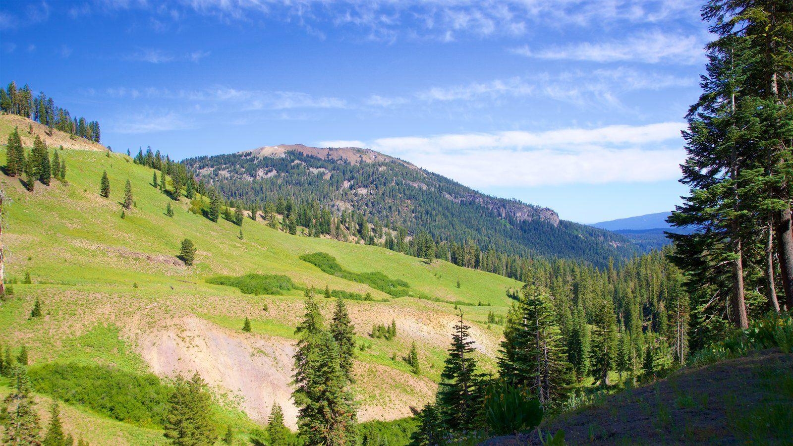 1600x900 Mountain Picture: View Image of Lassen Volcanic National Park, Desktop