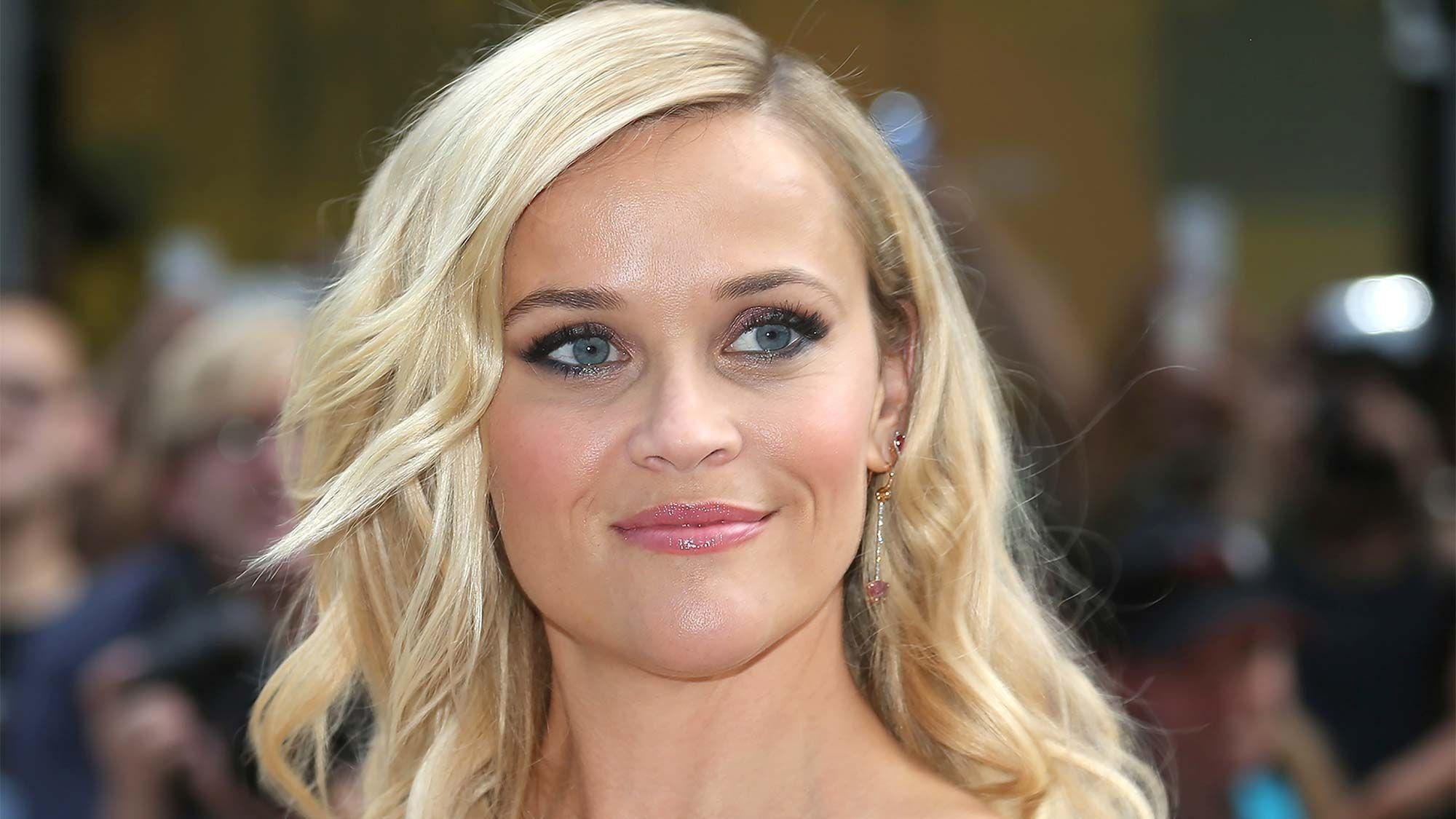 2000x1130 Reese Witherspoon Wallpaper Image Photo Picture Background, Desktop