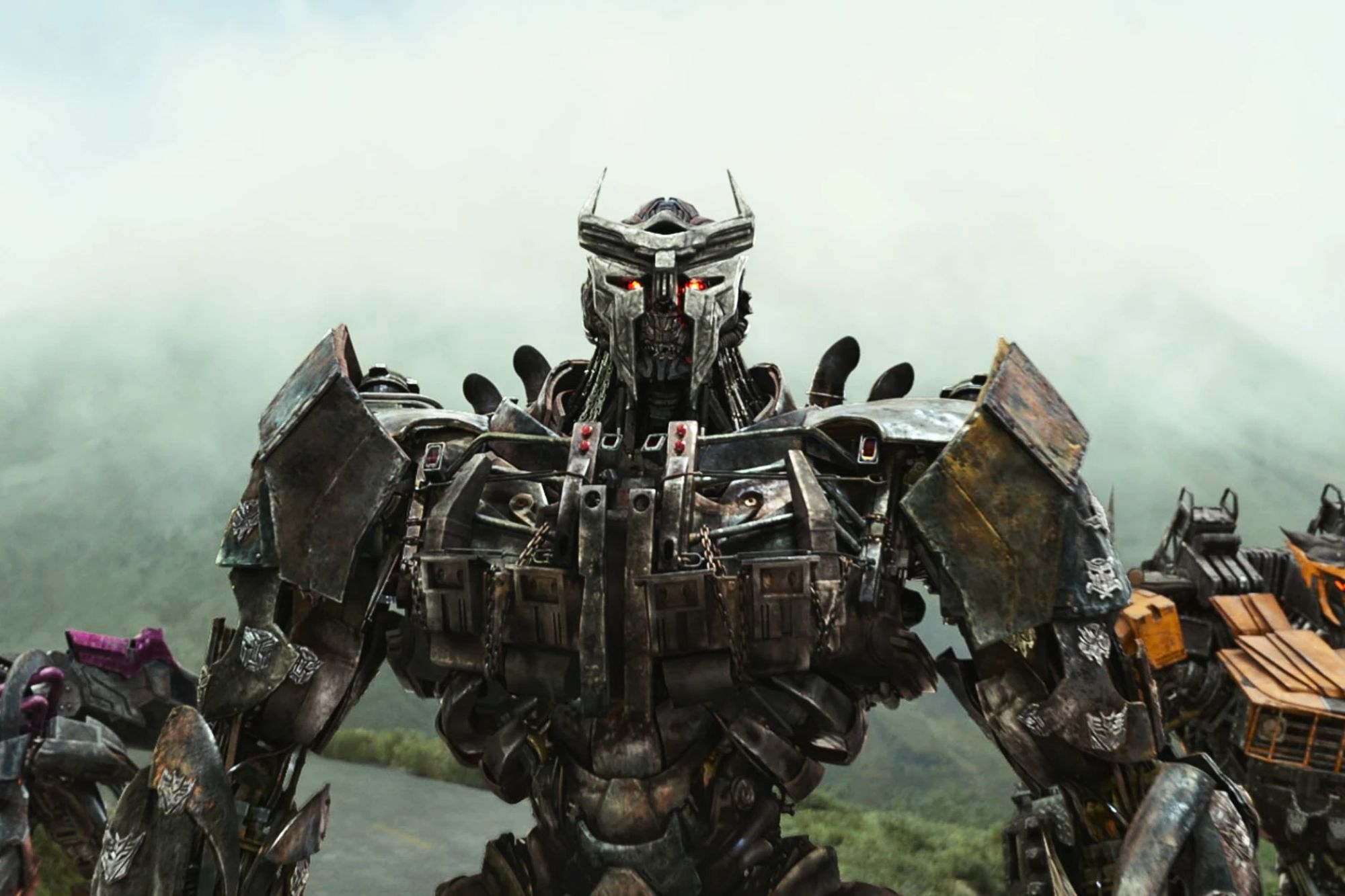 2000x1340 Transformers: Rise Of The Beasts' Review: Annoying Robo Flop, Desktop