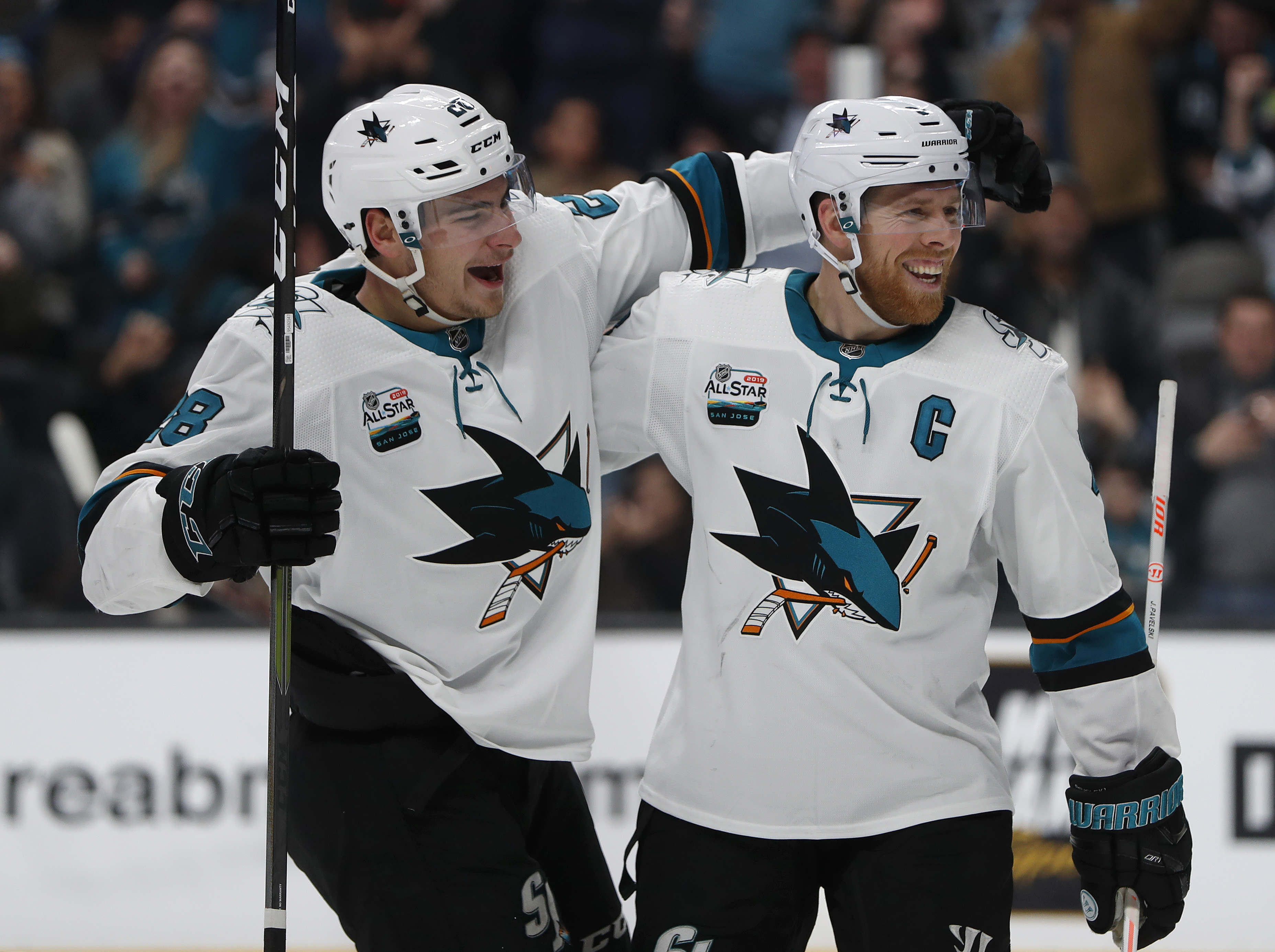 3720x2780 NHL All Star Game: Sharks center Joe Pavelski keeps chugging, Desktop