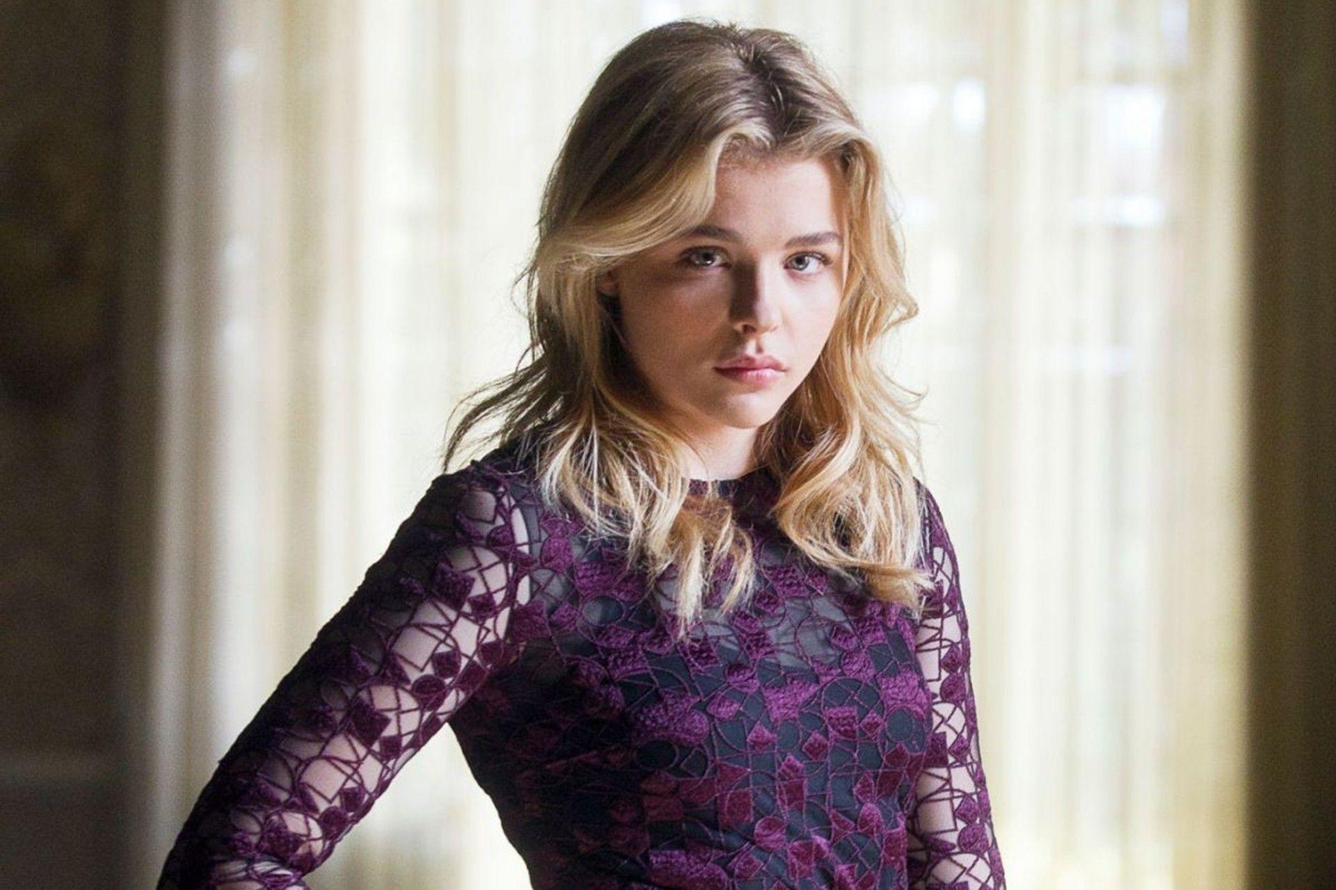 1920x1280 Cute Chloe Grace Moretz Wallpaper 03807, Desktop