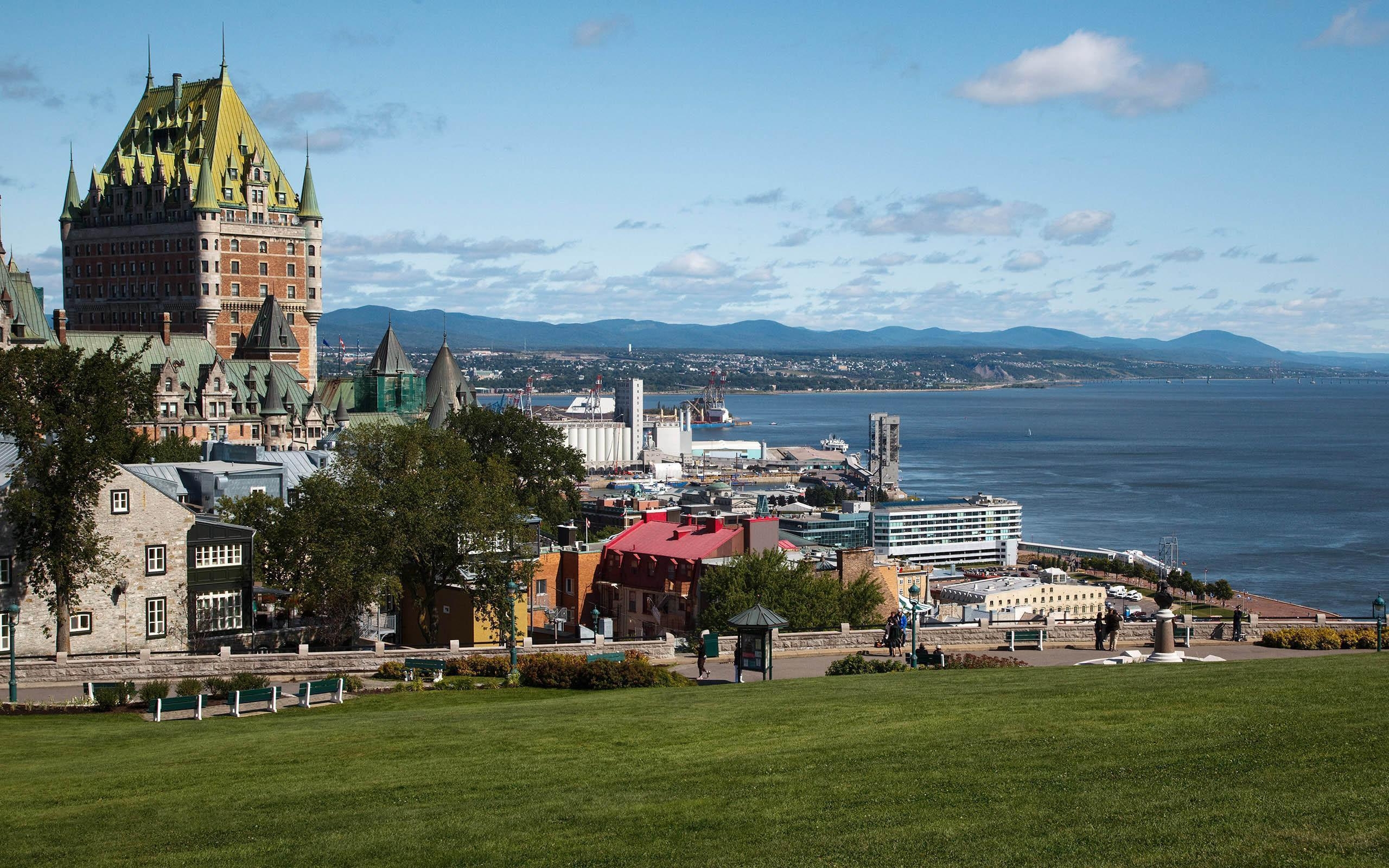 2560x1600 Quebec City wallpaperx1600, Desktop