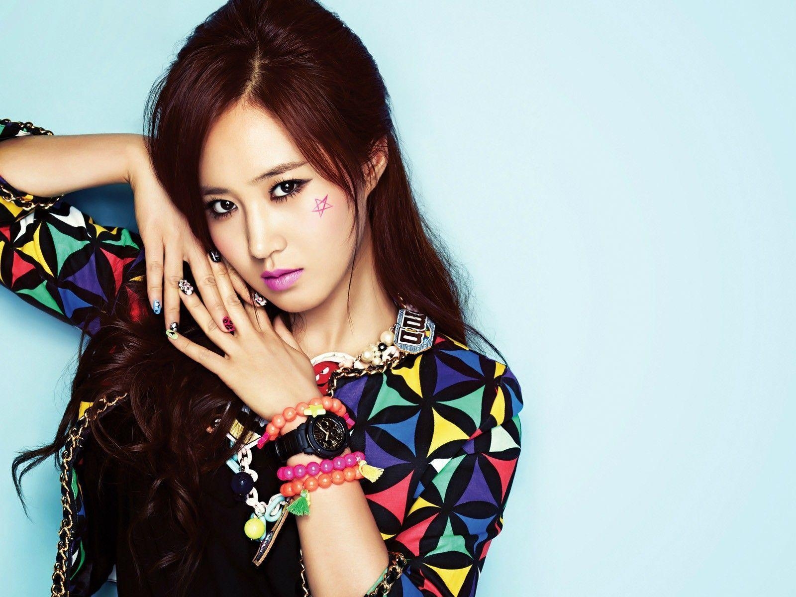 1600x1200 SNSD Yuri, wallpaper, SNSD Yuri HD wallpaper, background desktop, Desktop