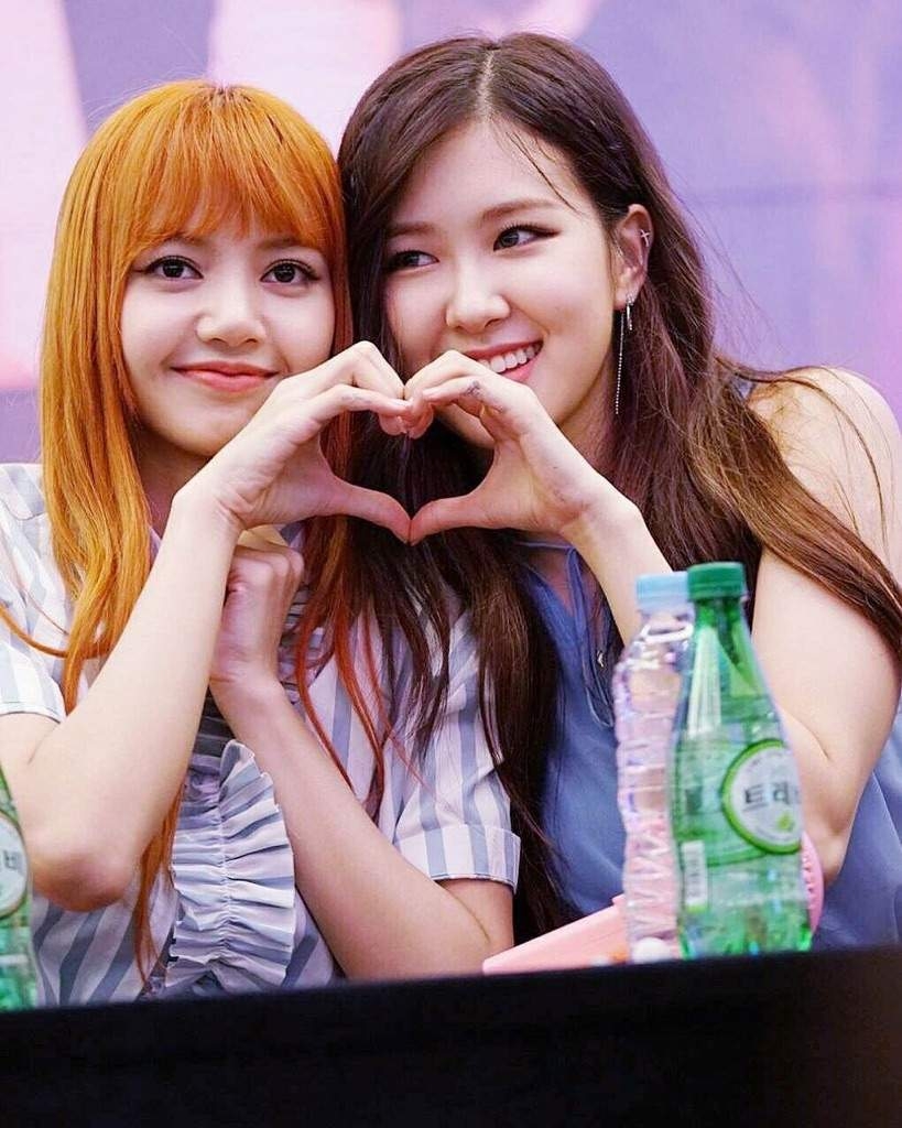 820x1030 Jensoo VS Chaelisa. BLINK (블링크) Amino, Phone